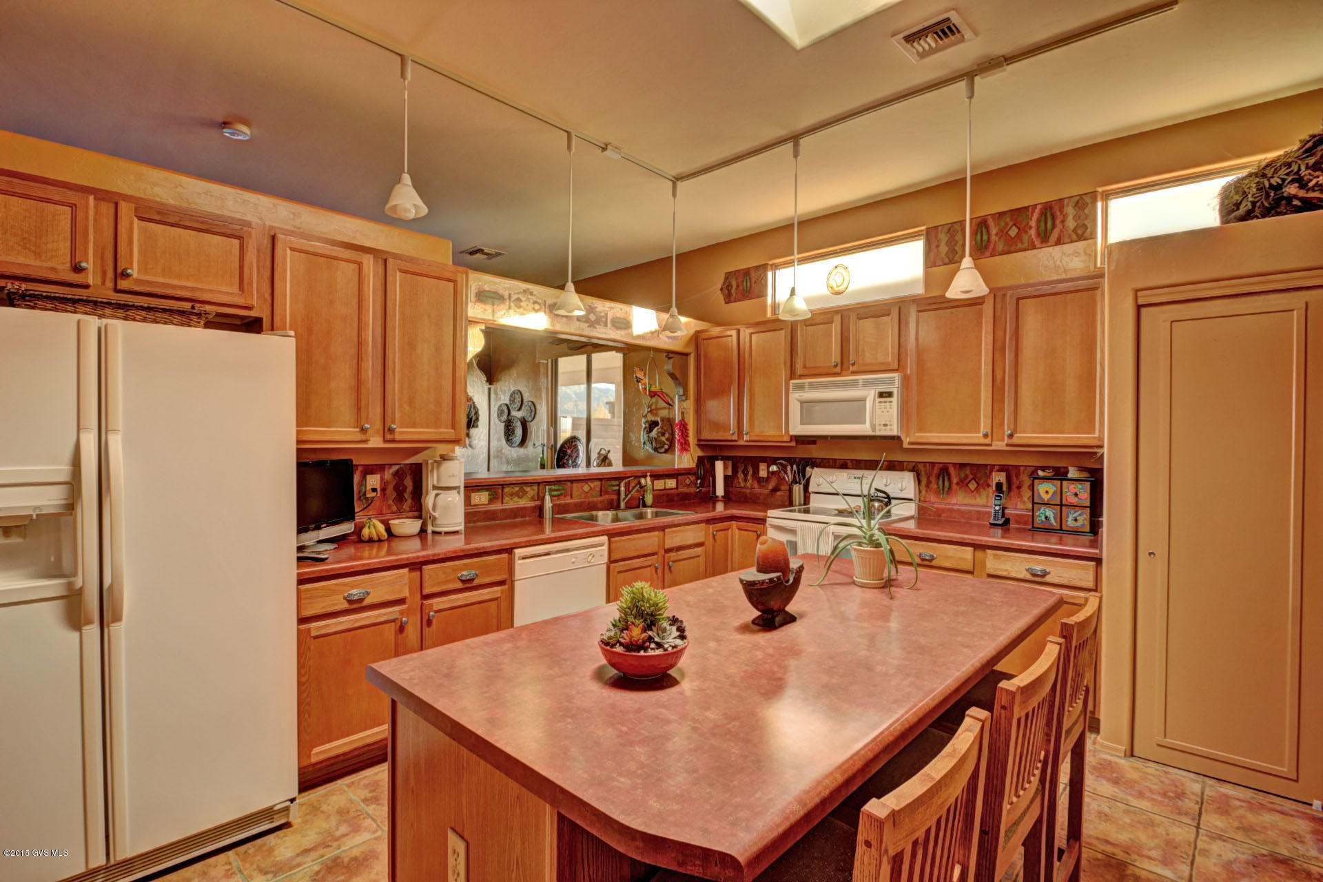 4133 S Golden Lynx Road