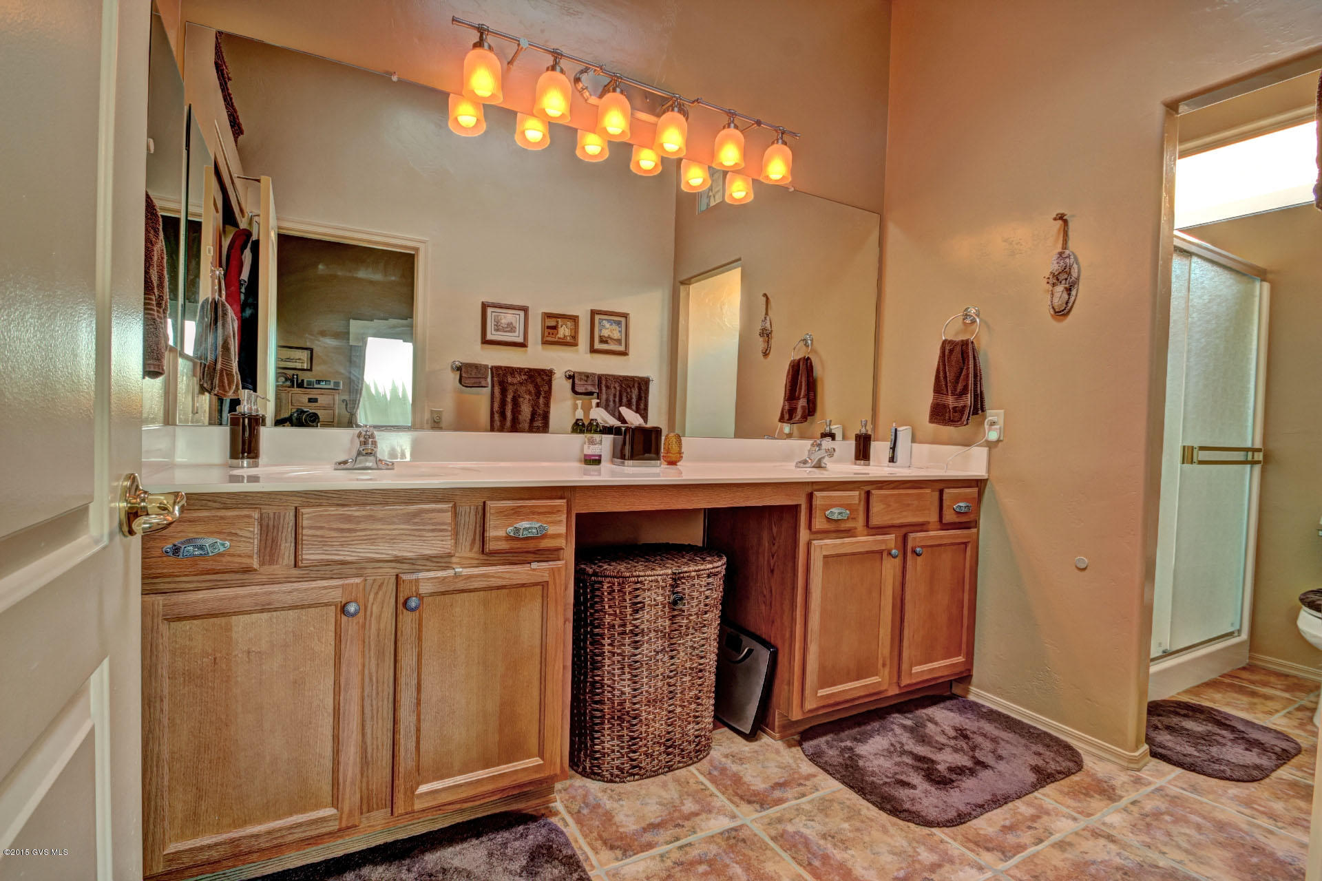 4133 S Golden Lynx Road