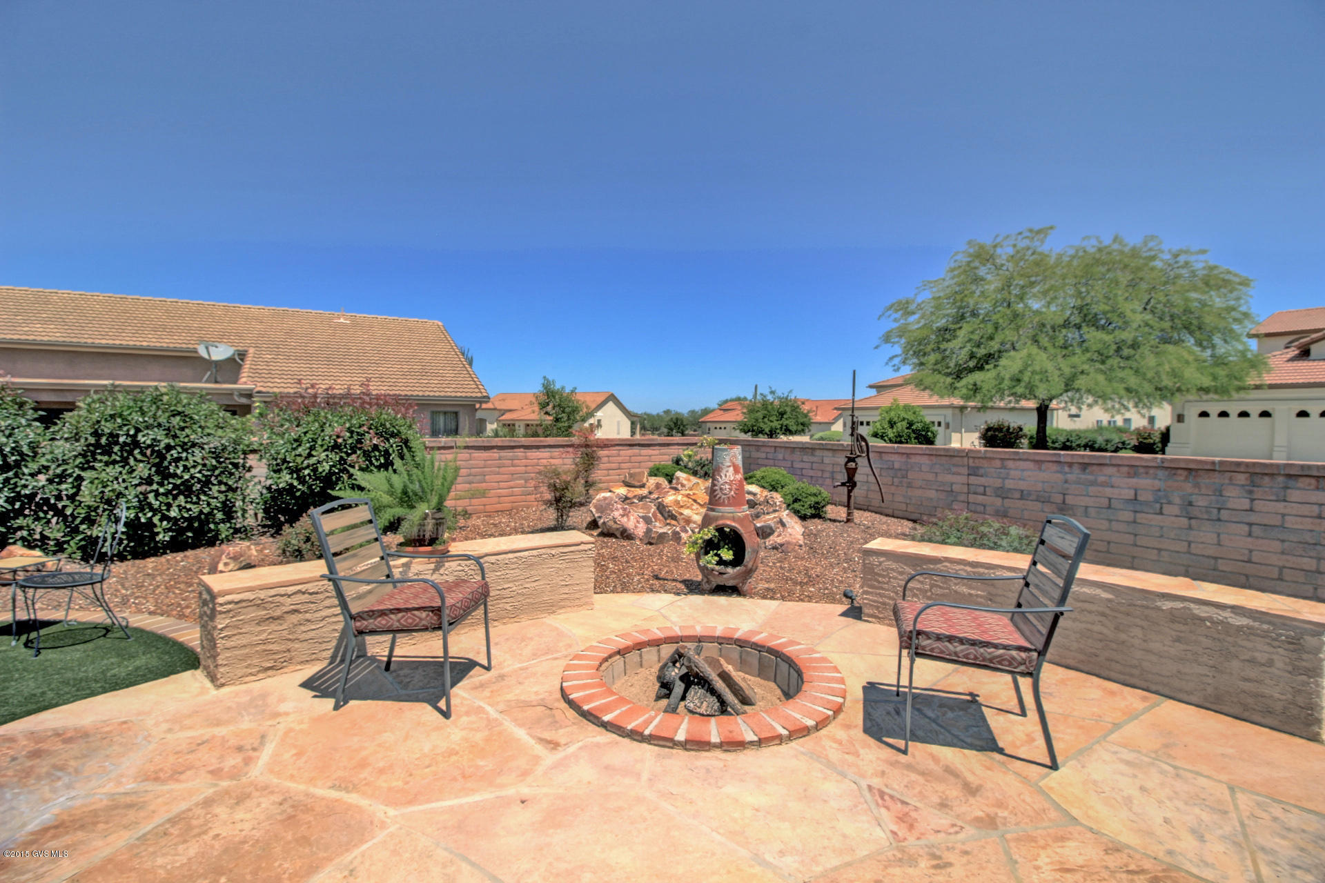 1165 N Desert Deer Pass