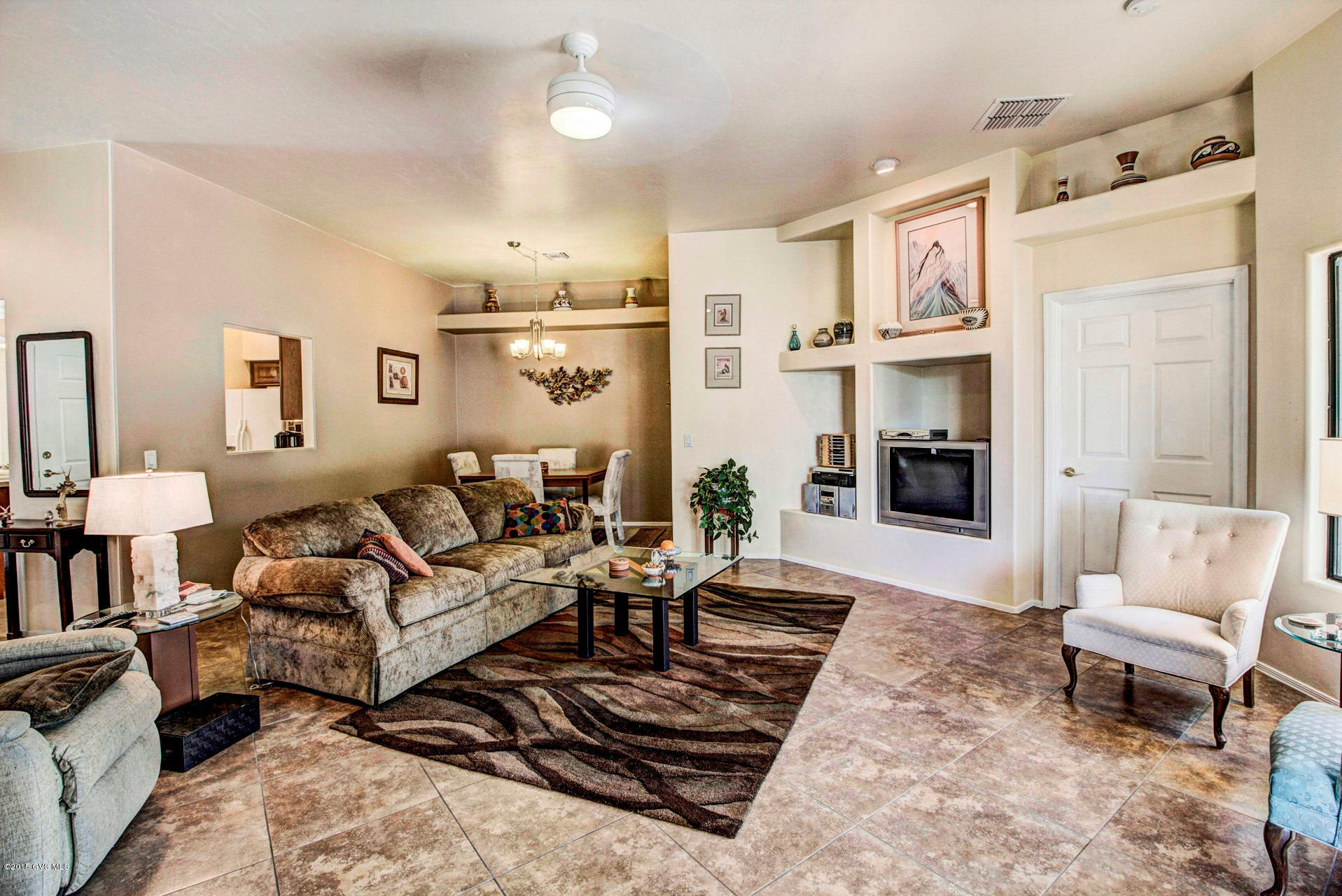 558 W Camino Del Bondadoso