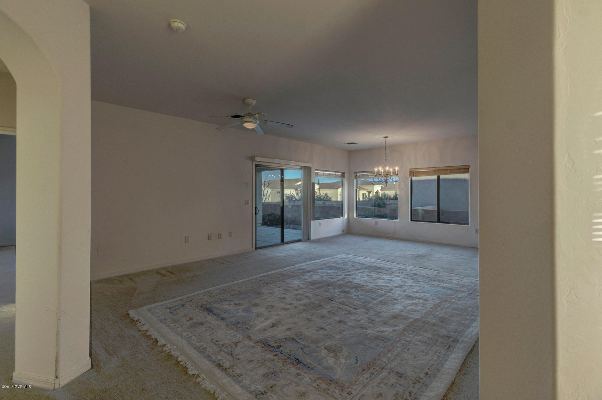 2221 S Pecan Vista Drive
