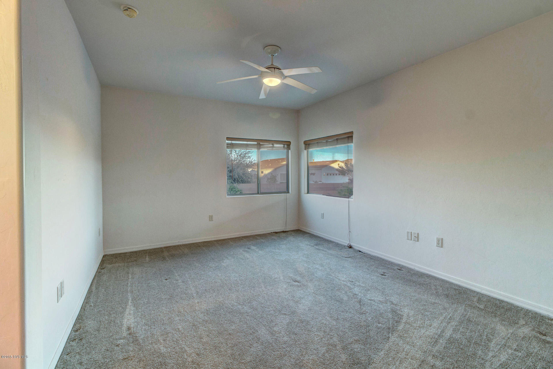 2221 S Pecan Vista Drive