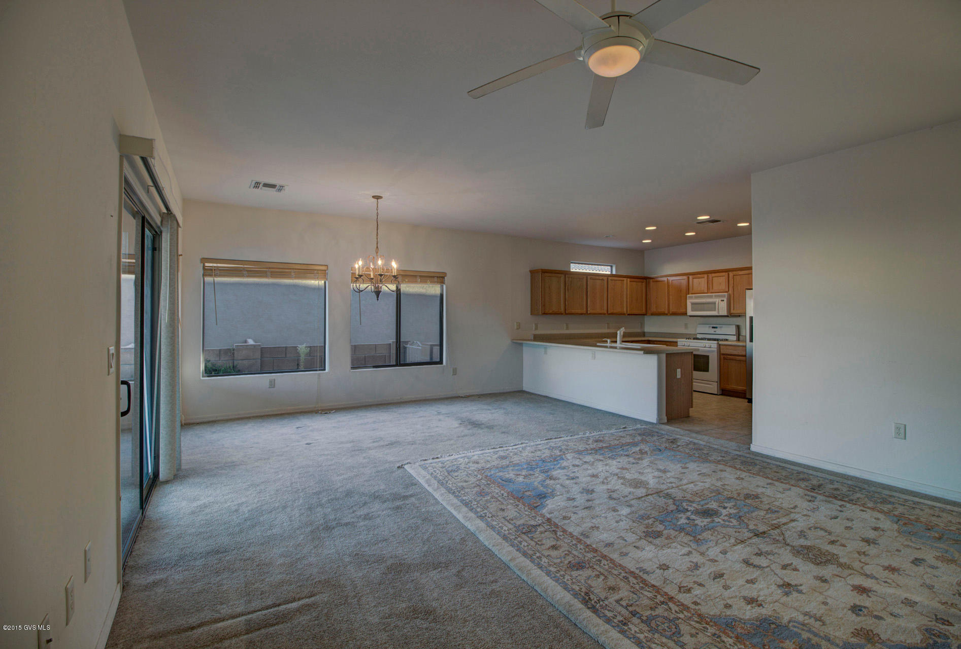 2221 S Pecan Vista Drive