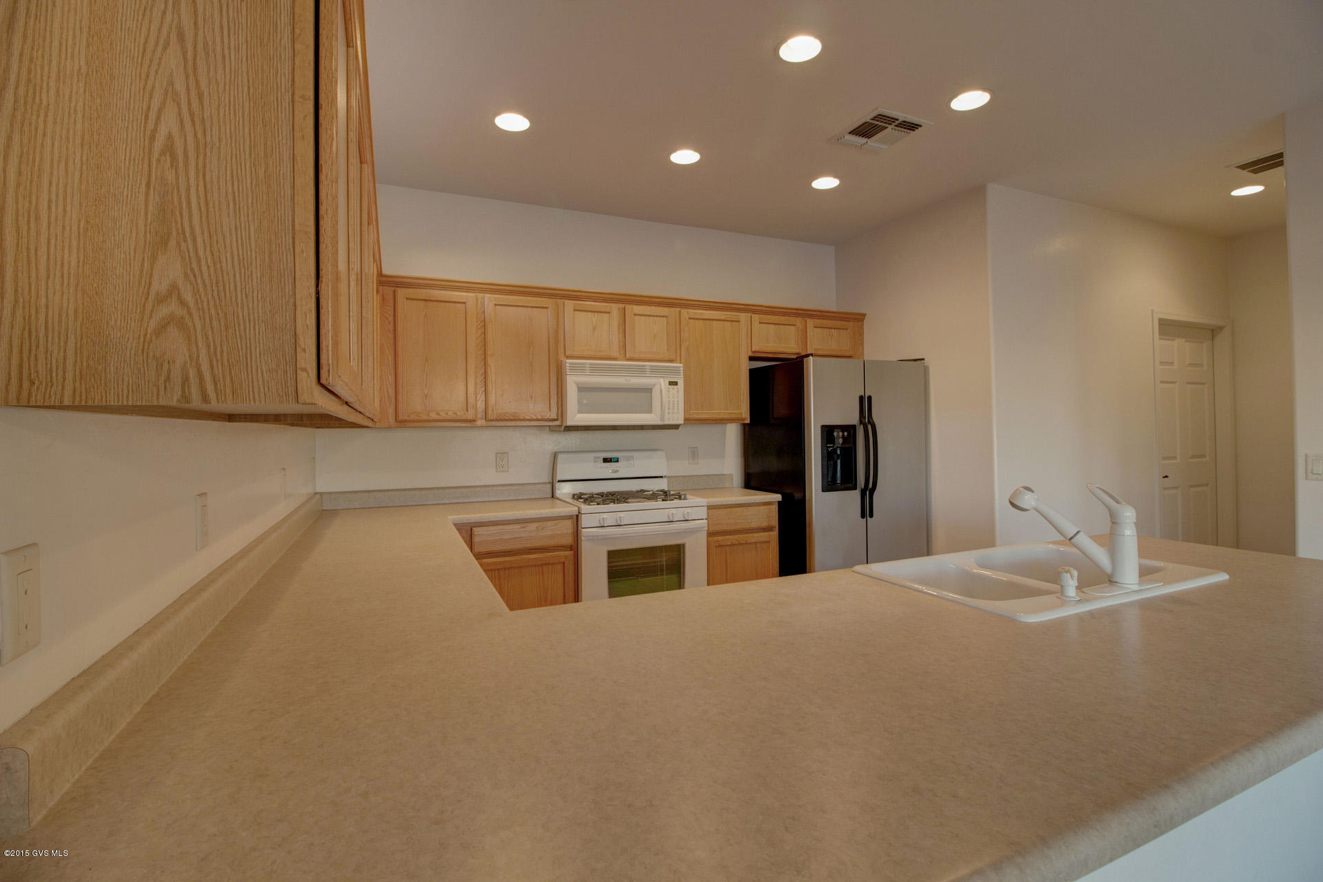 2221 S Pecan Vista Drive