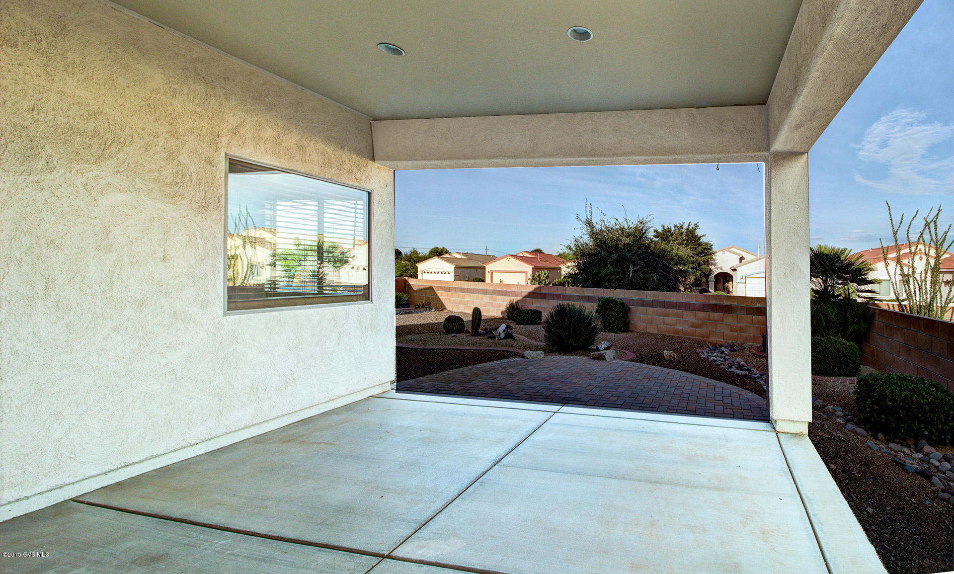2221 S Pecan Vista Drive