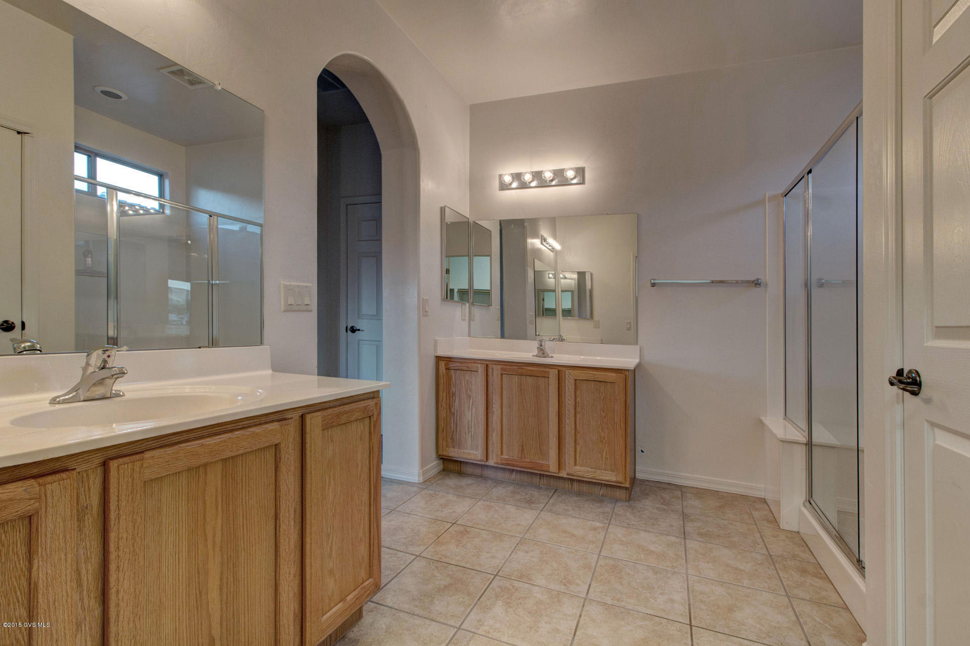 2221 S Pecan Vista Drive