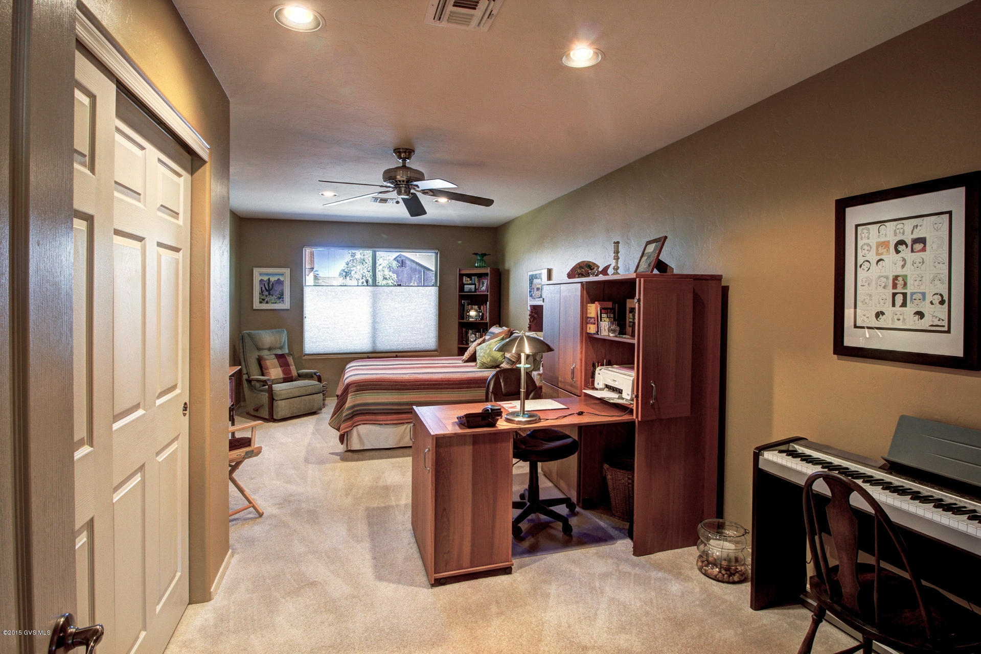 1849 W Calle Casas Lindas