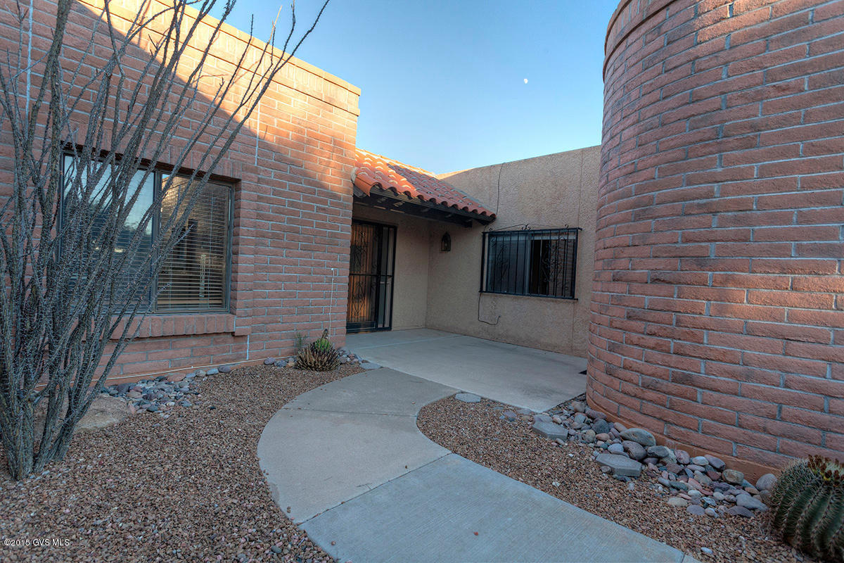 1060 W Camino Del Pato