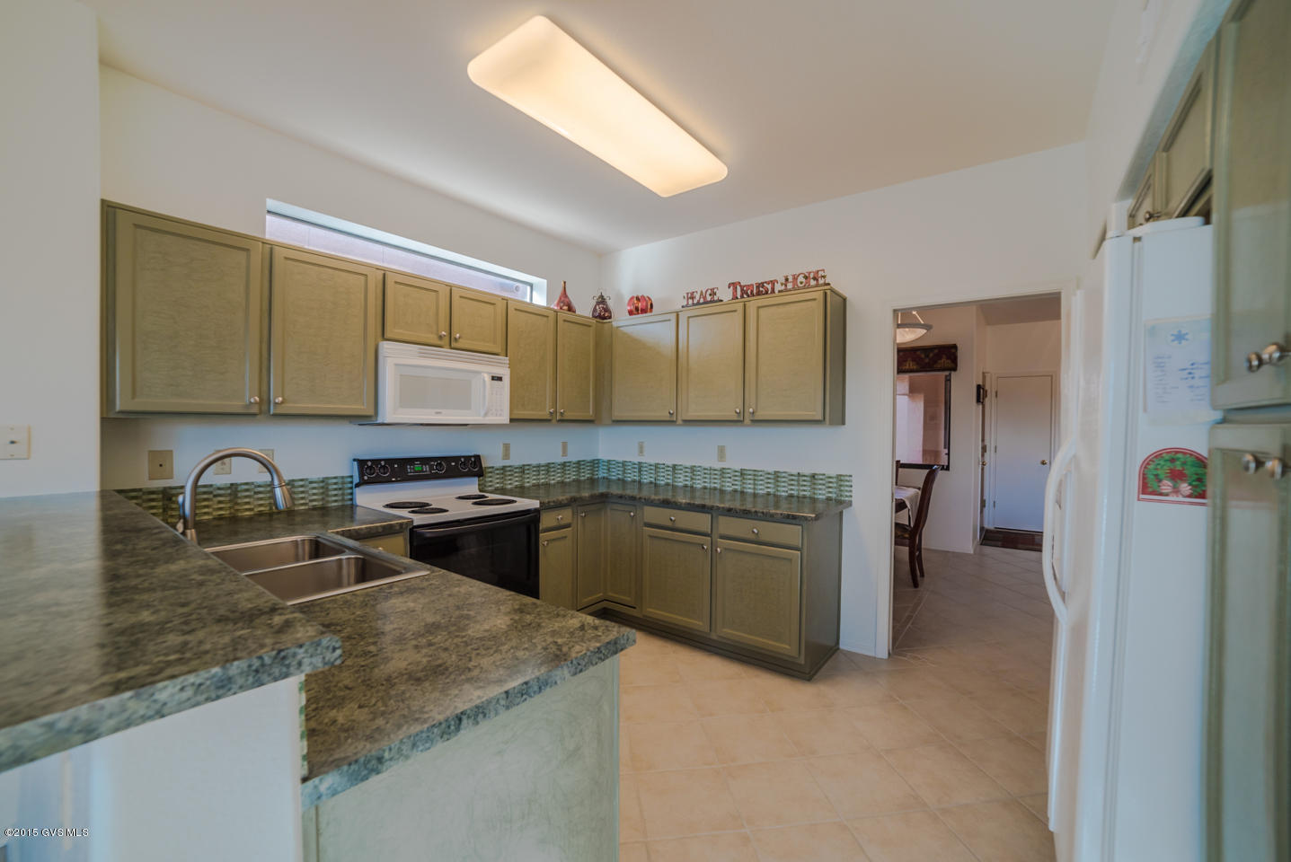 1925 W Mintbush Drive