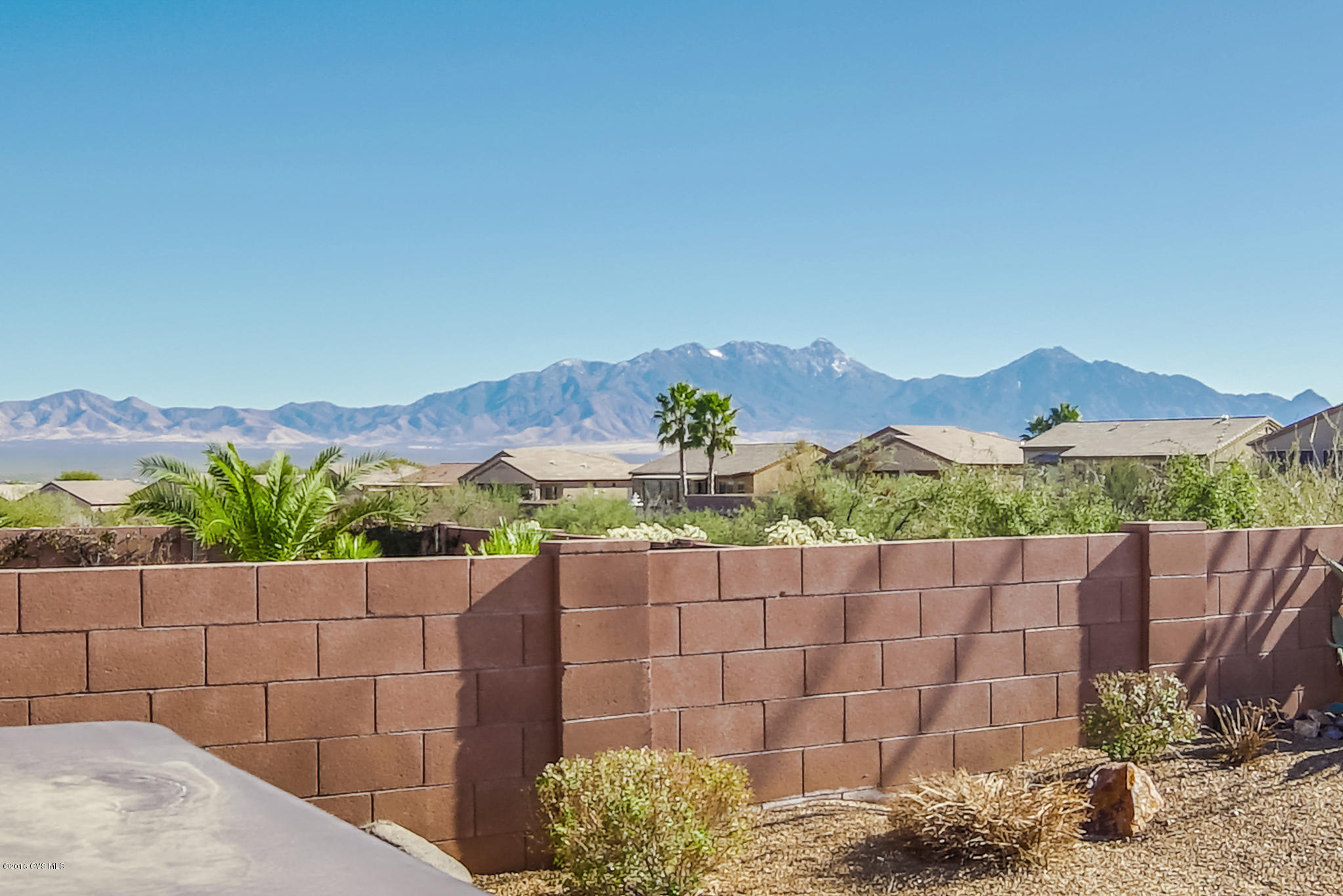 1107 W Calle Artistica