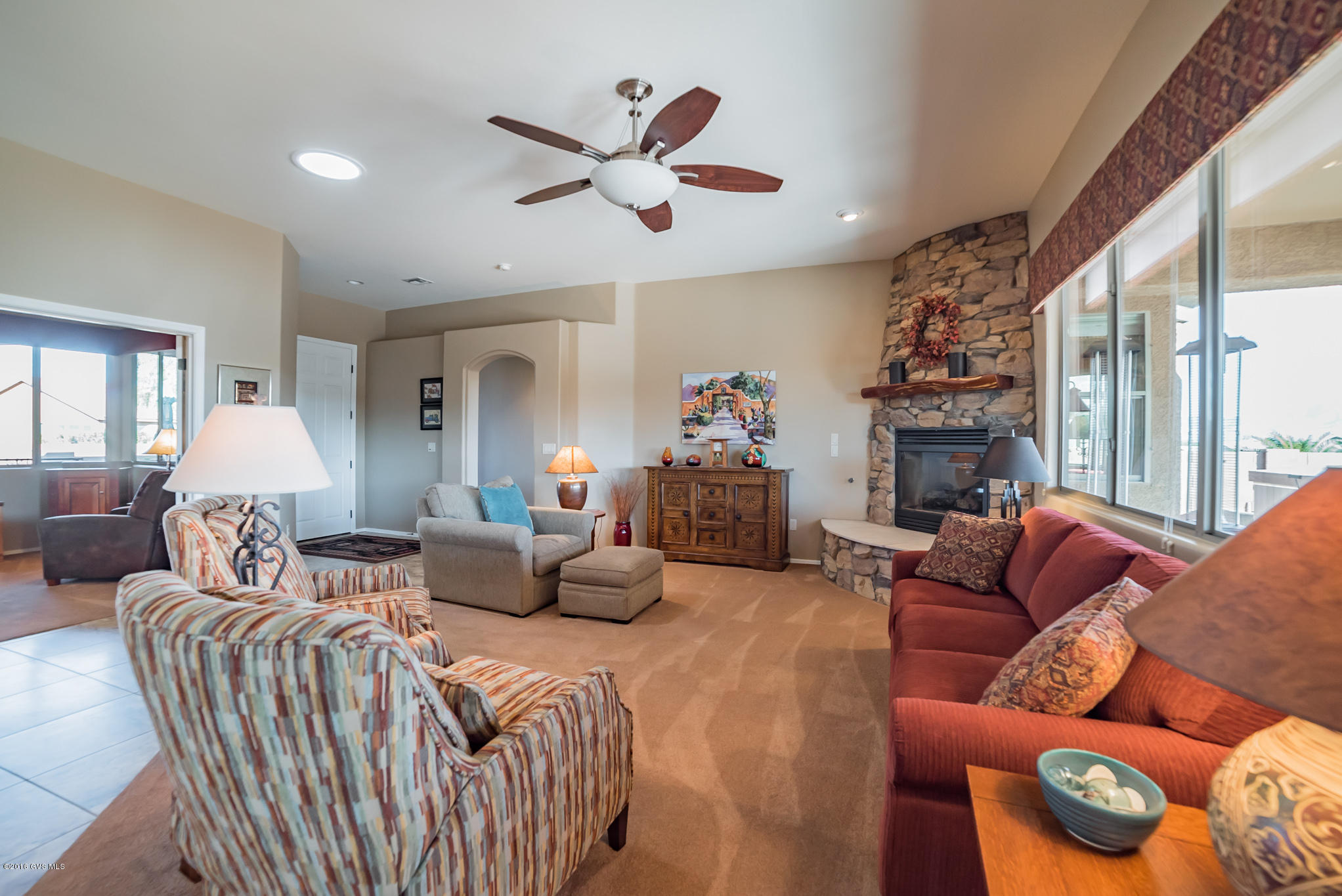 1107 W Calle Artistica