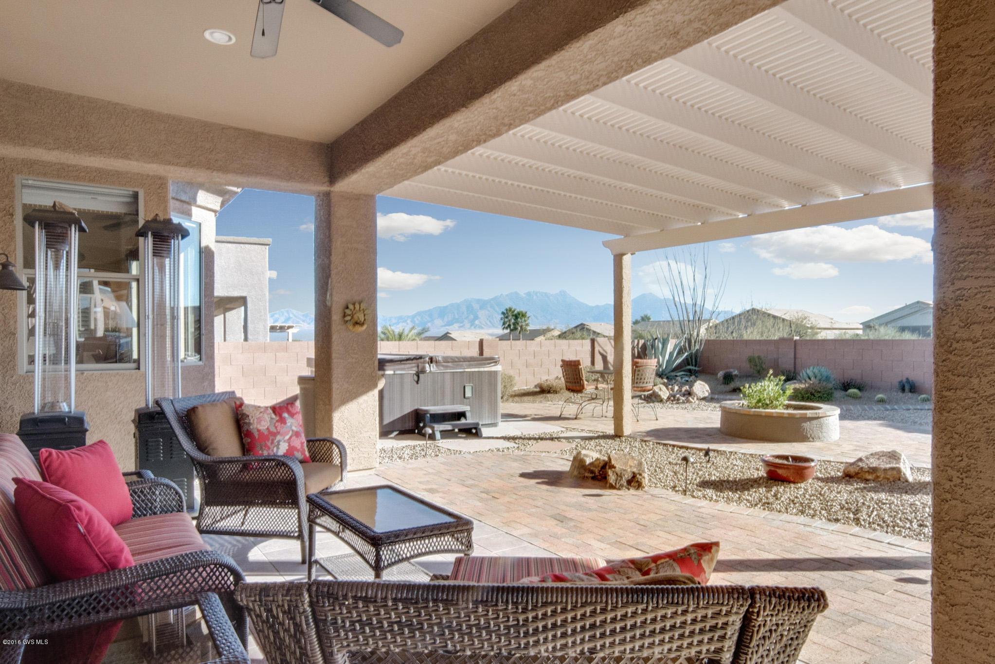 1107 W Calle Artistica