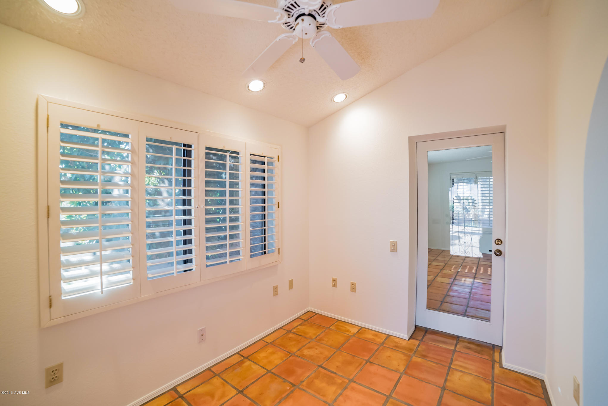 3343 S Calle Del Albano