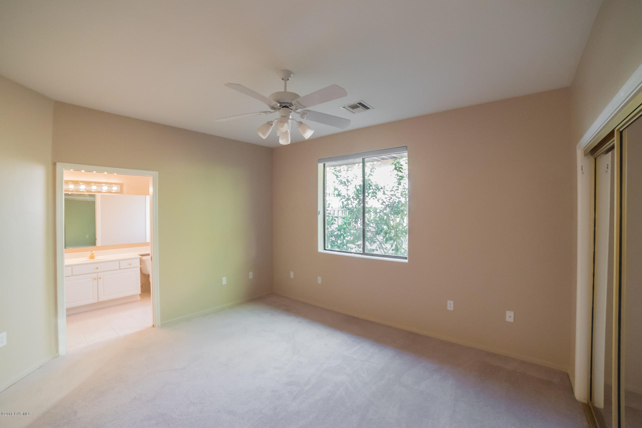 4937 S Meadow Ridge Drive