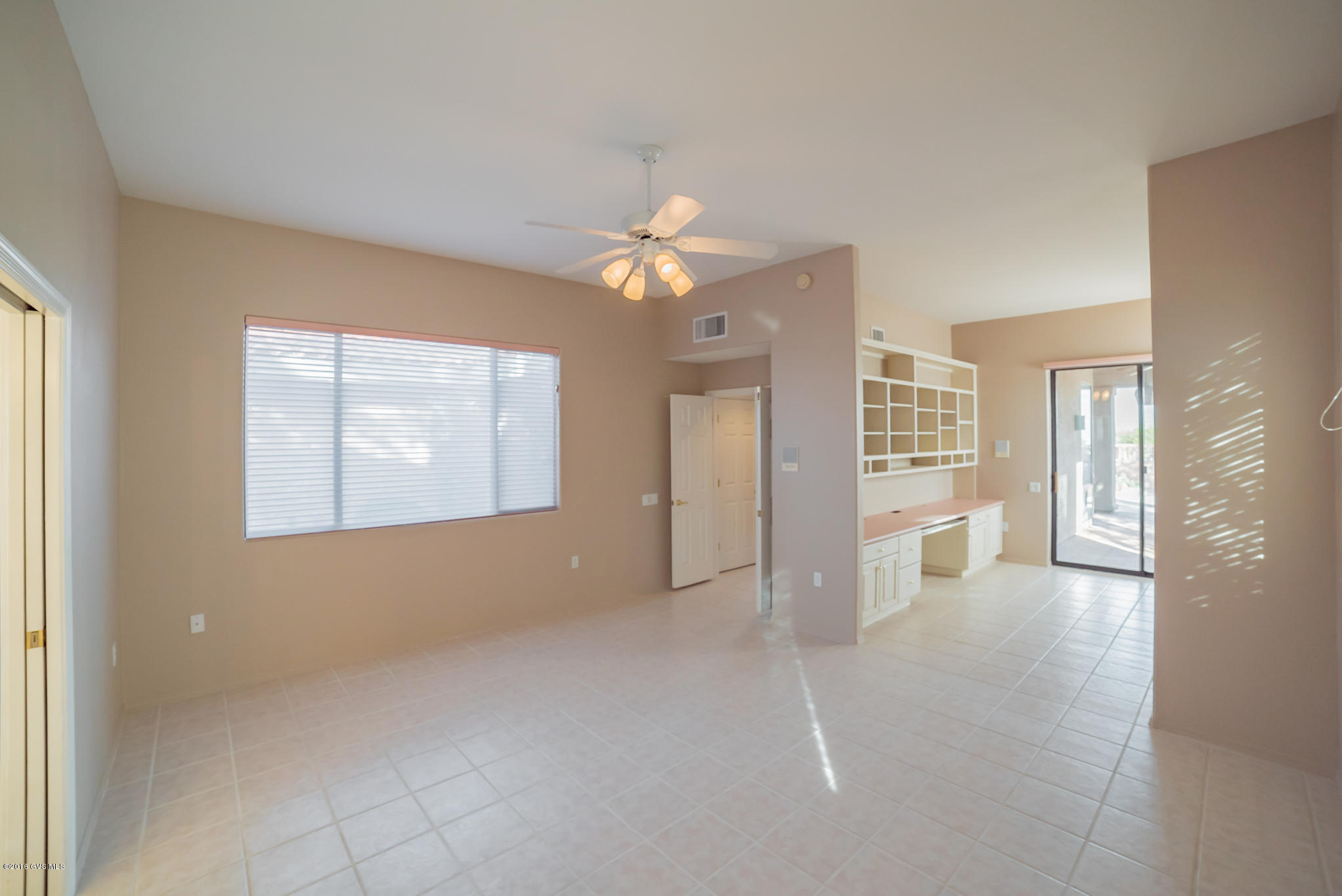 4937 S Meadow Ridge Drive