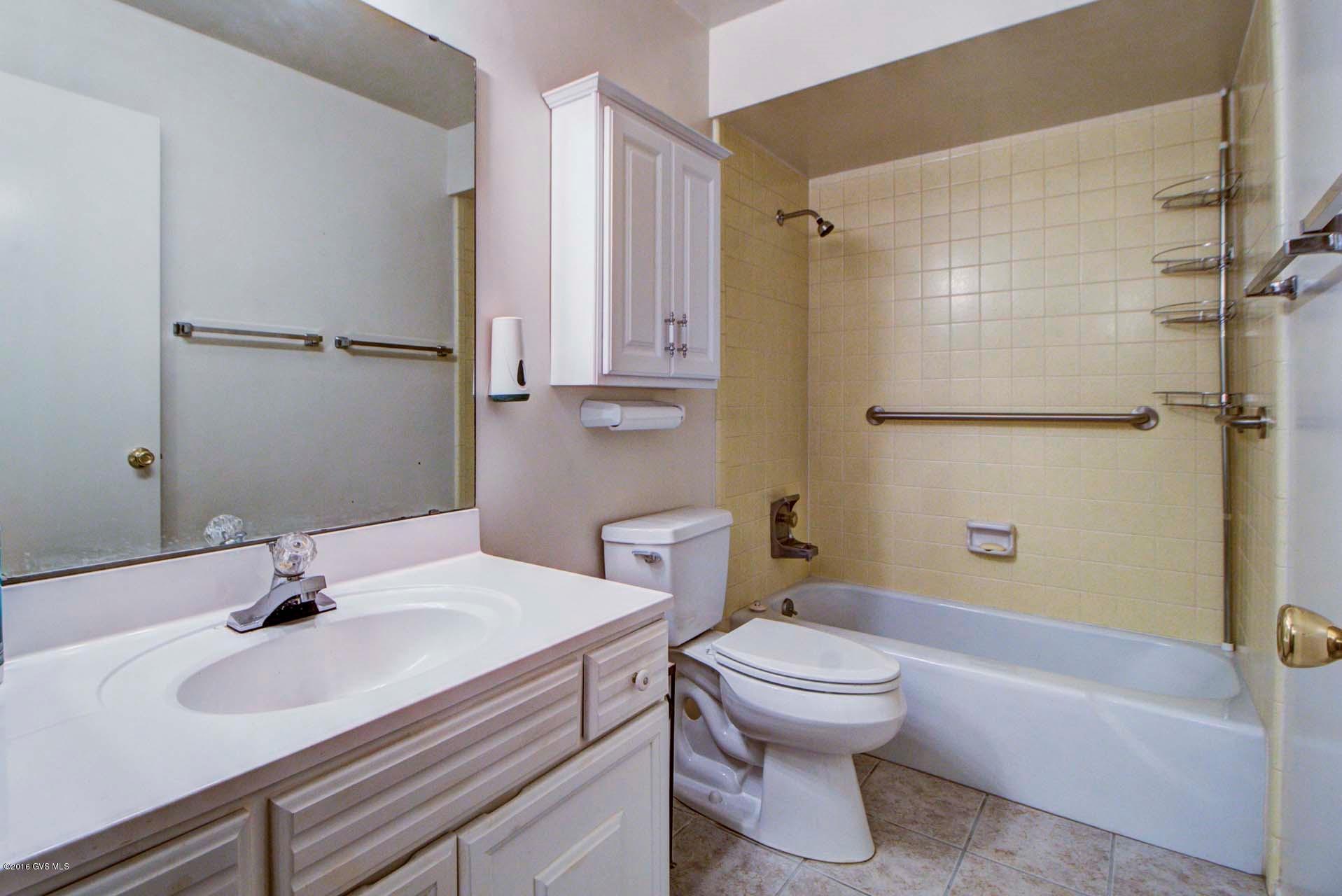 1232 N Paseo Del Cervato