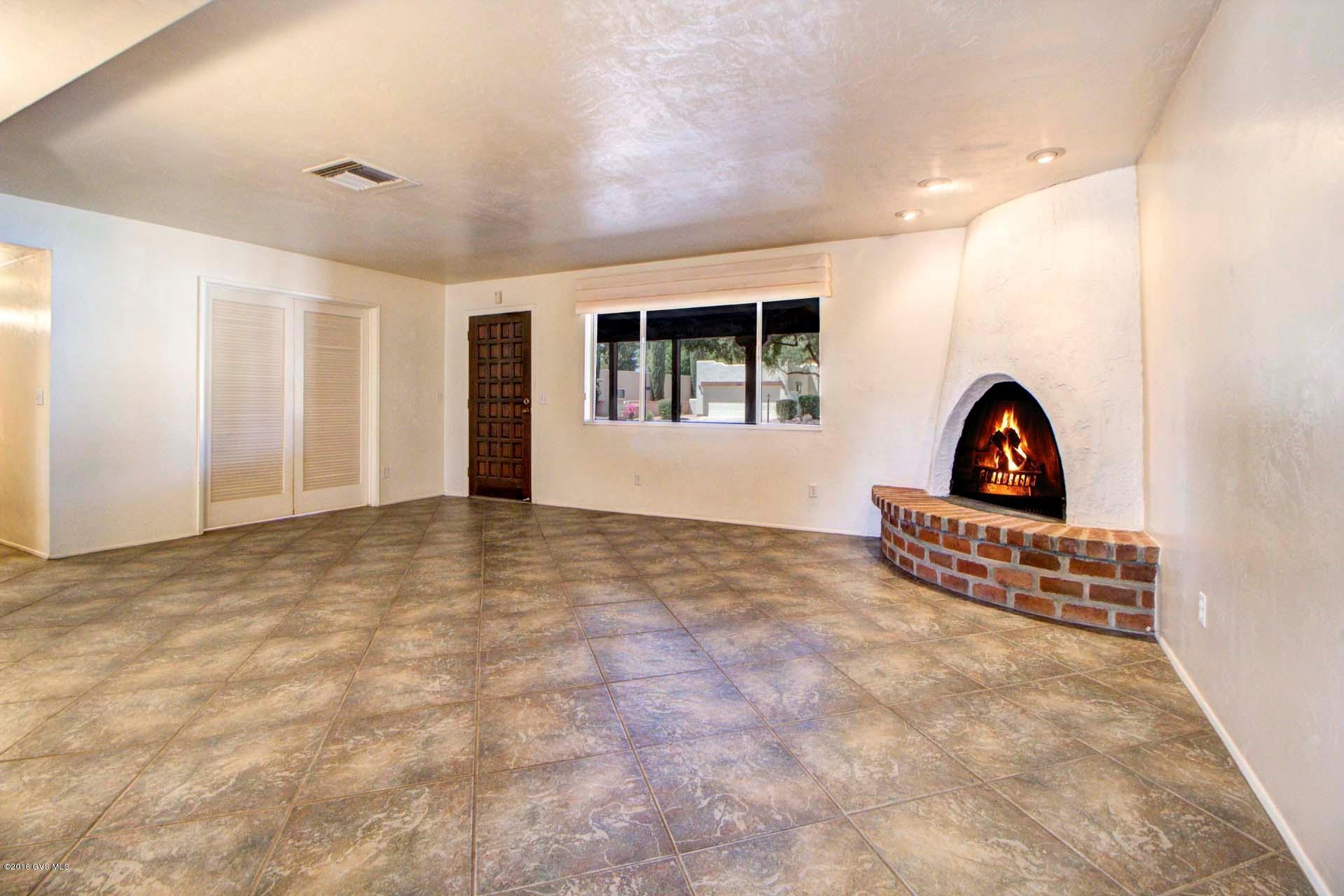 1232 N Paseo Del Cervato