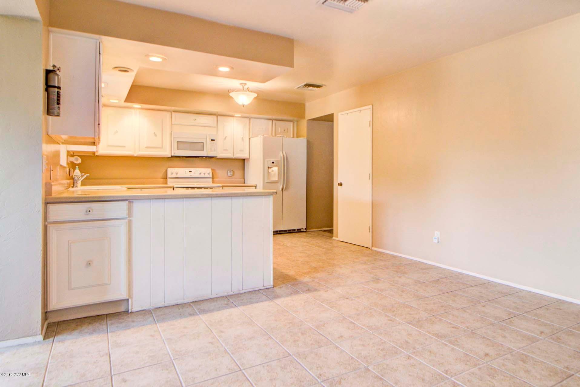 1232 N Paseo Del Cervato