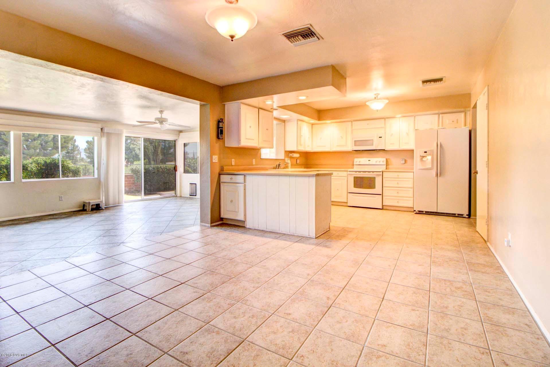 1232 N Paseo Del Cervato