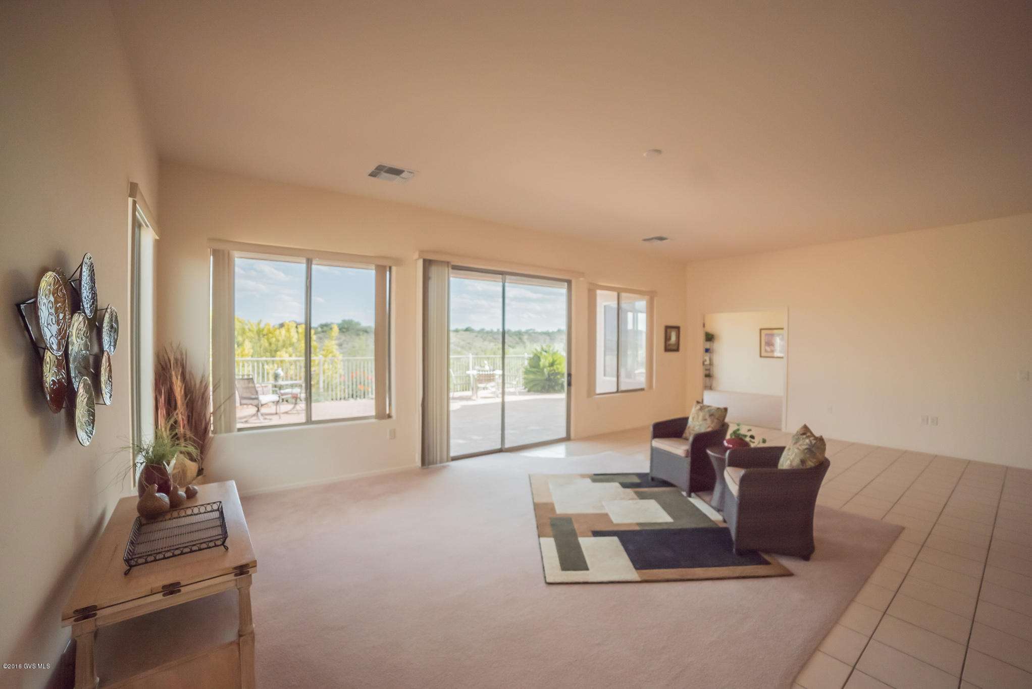 2277 W Calle Cacillo