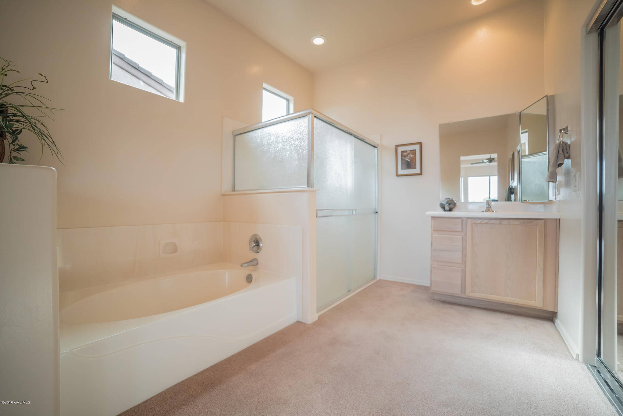 2277 W Calle Cacillo