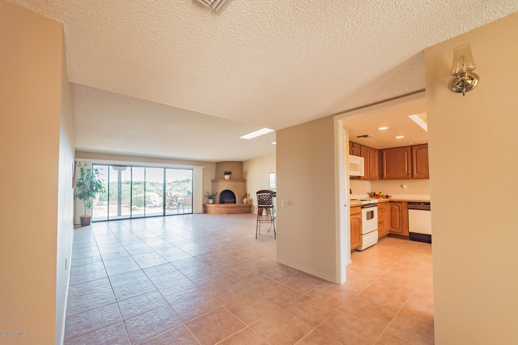 1889 W Camino Del Huarache