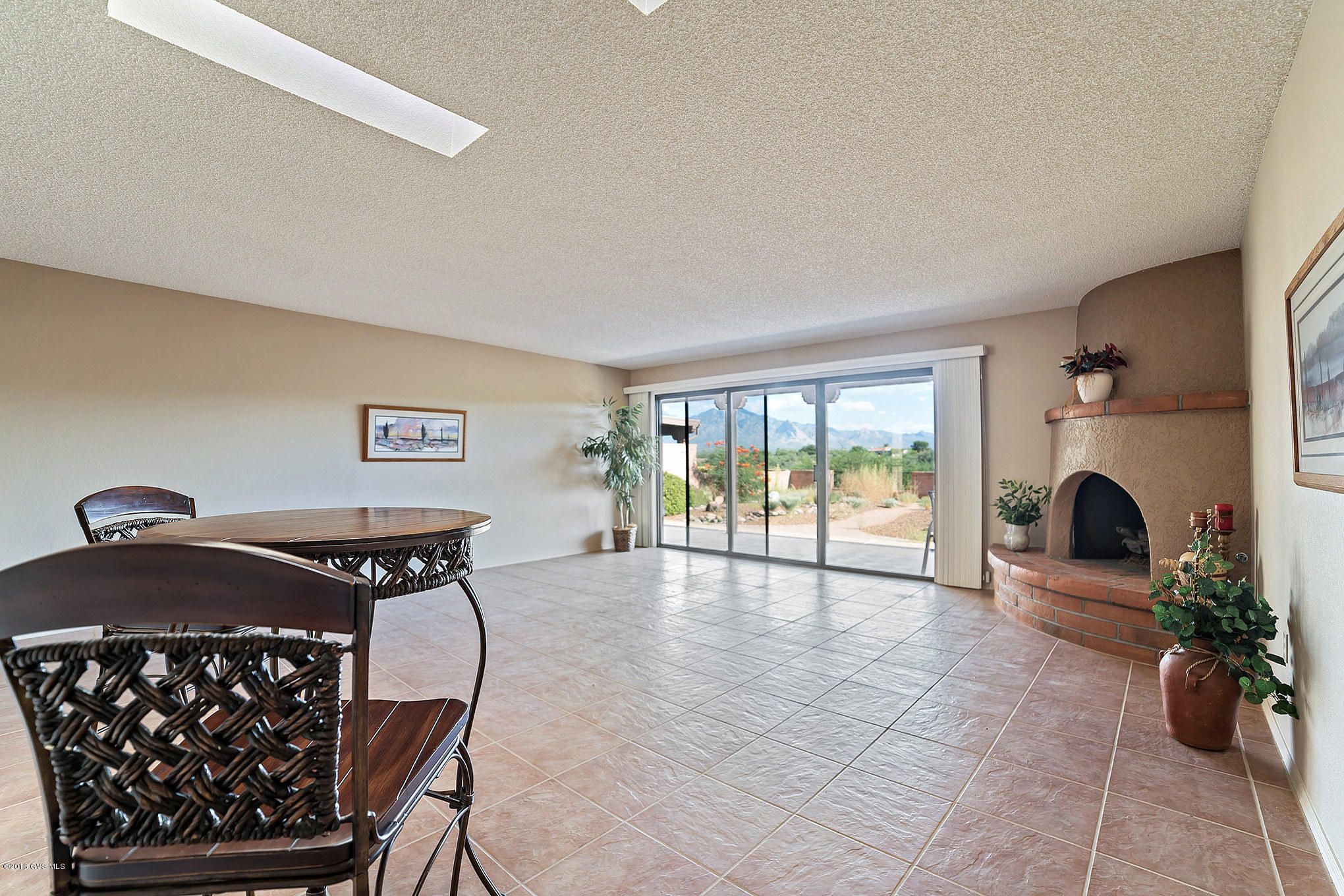 1889 W Camino Del Huarache