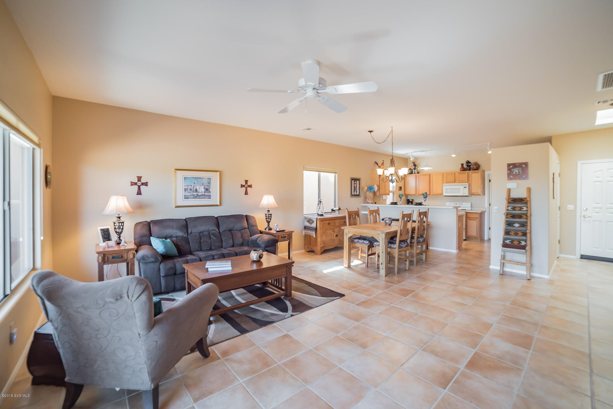 678 W Calle De La Pelotita