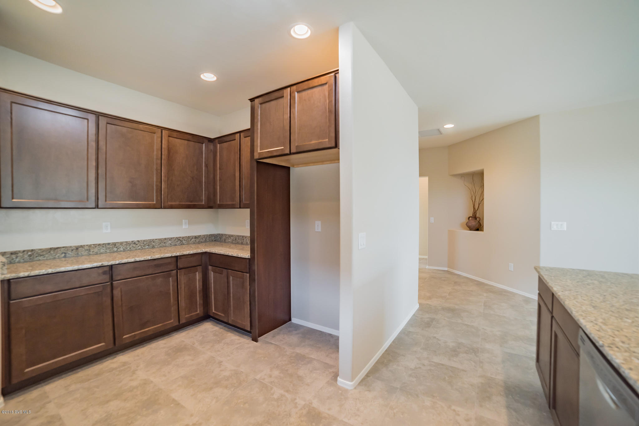 2981 S Royal Aberdeen Loop