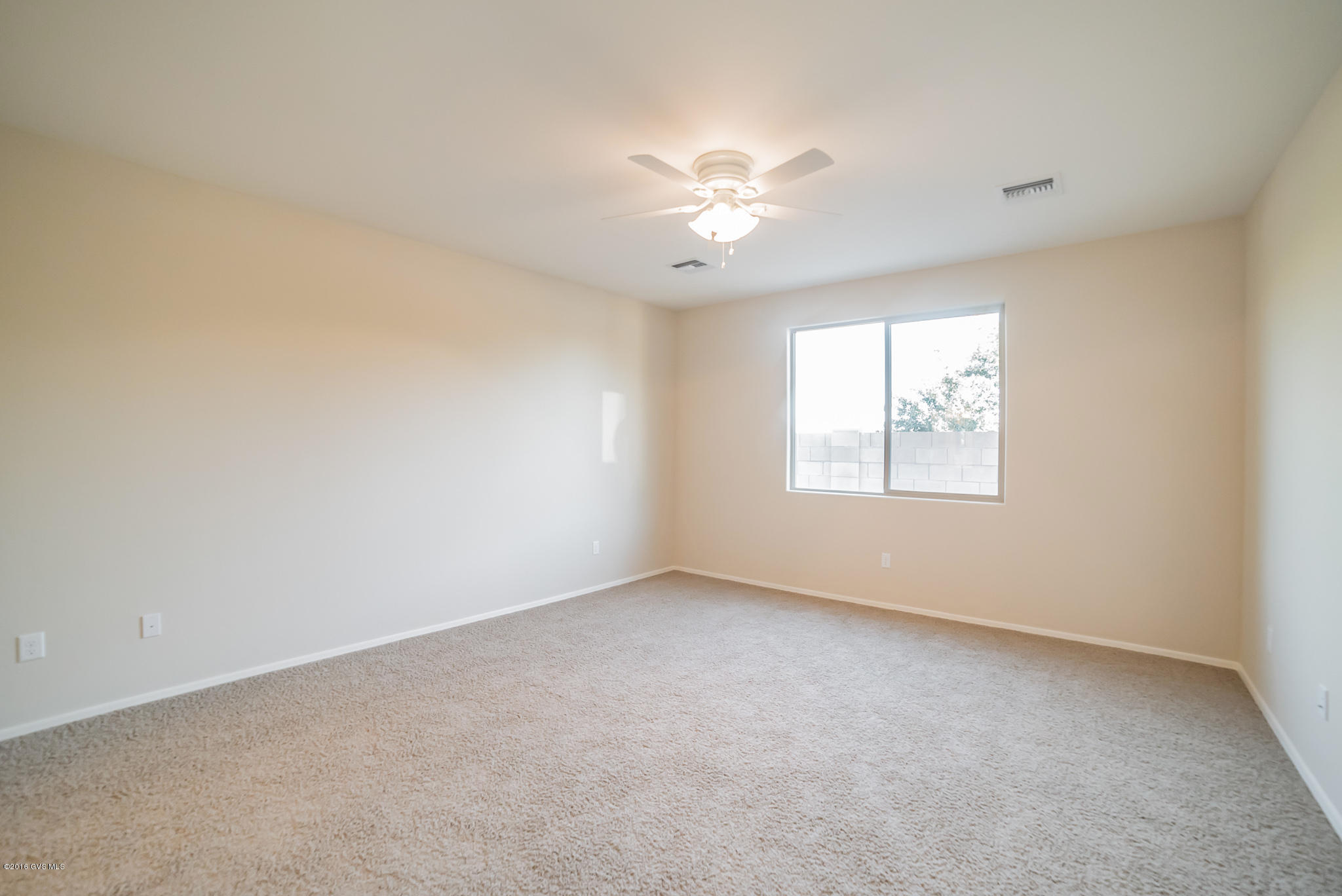 2981 S Royal Aberdeen Loop