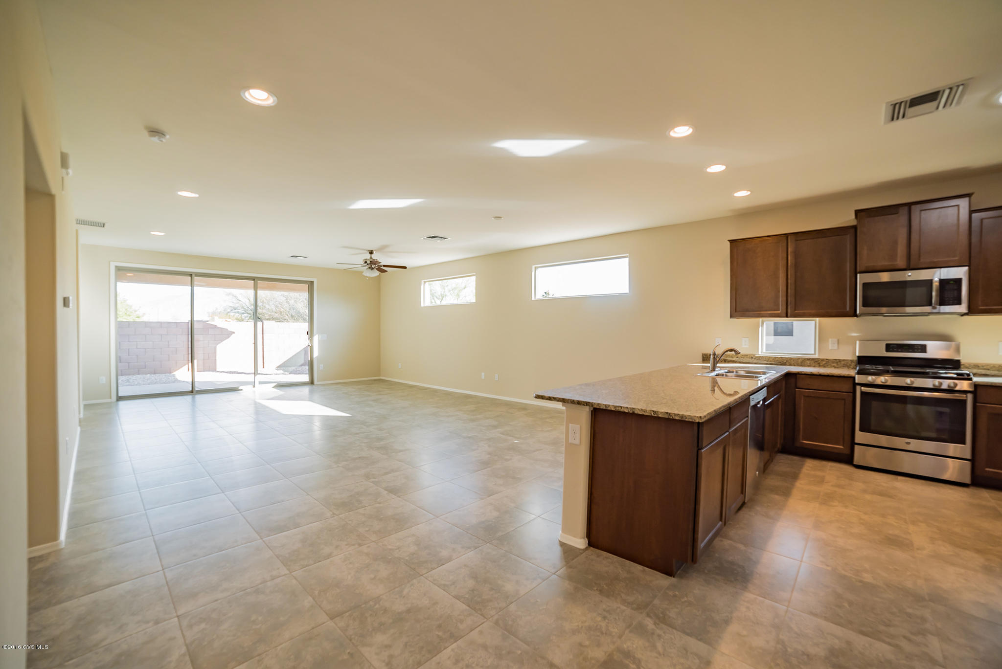 2981 S Royal Aberdeen Loop