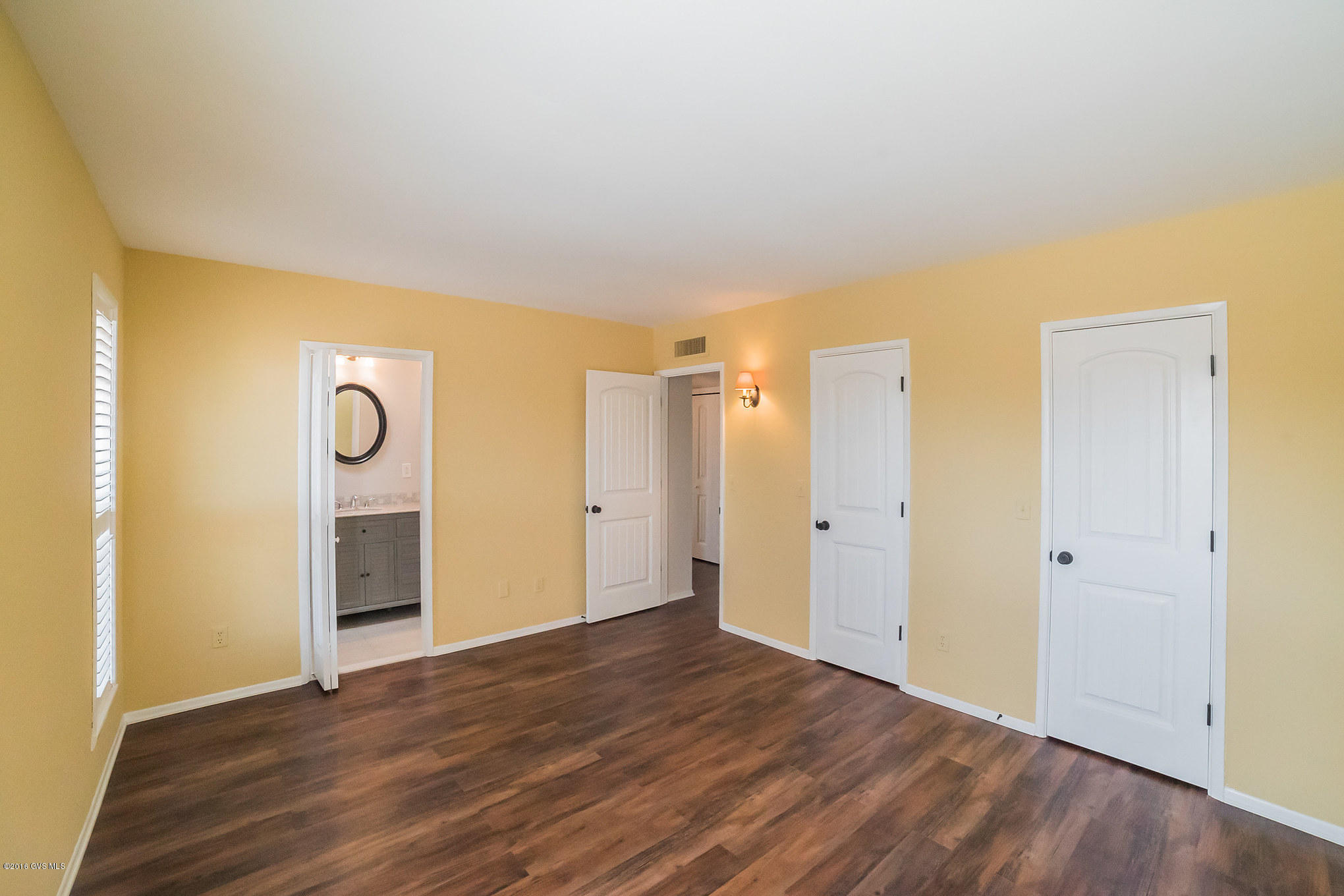 230 W Paseo Del Chino