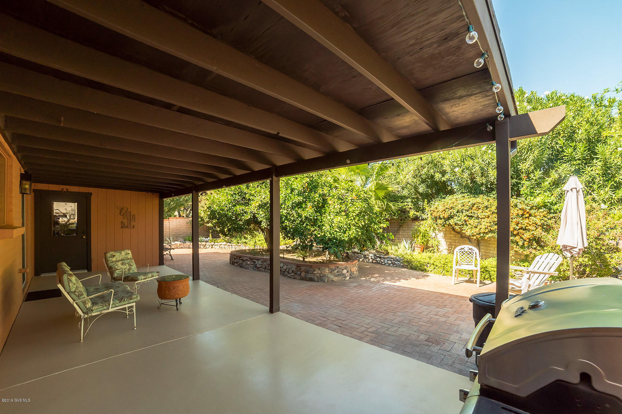 230 W Paseo Del Chino