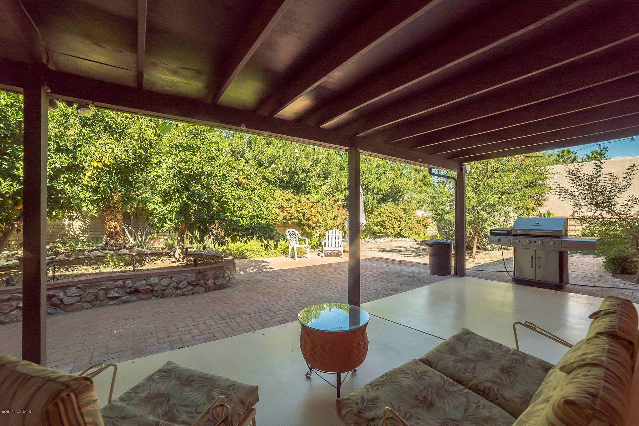 230 W Paseo Del Chino