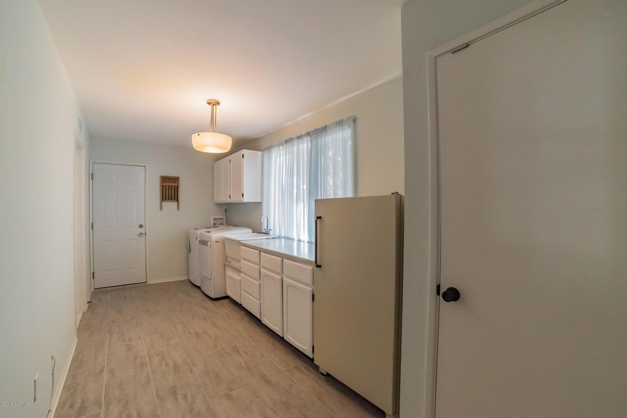 230 W Paseo Del Chino