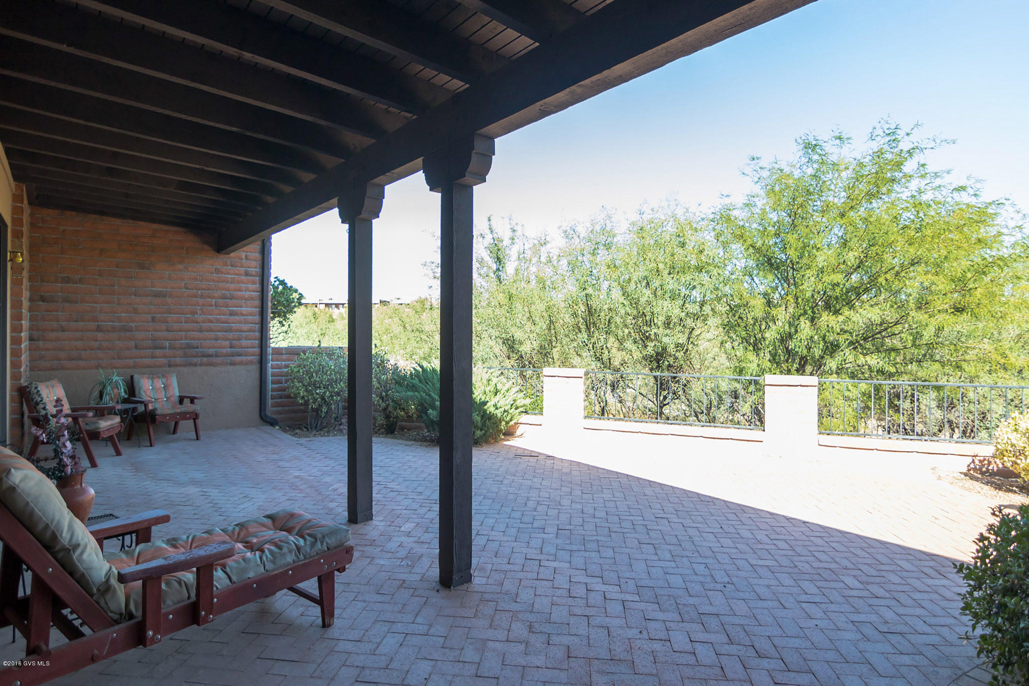 1472 W Via De La Gloria