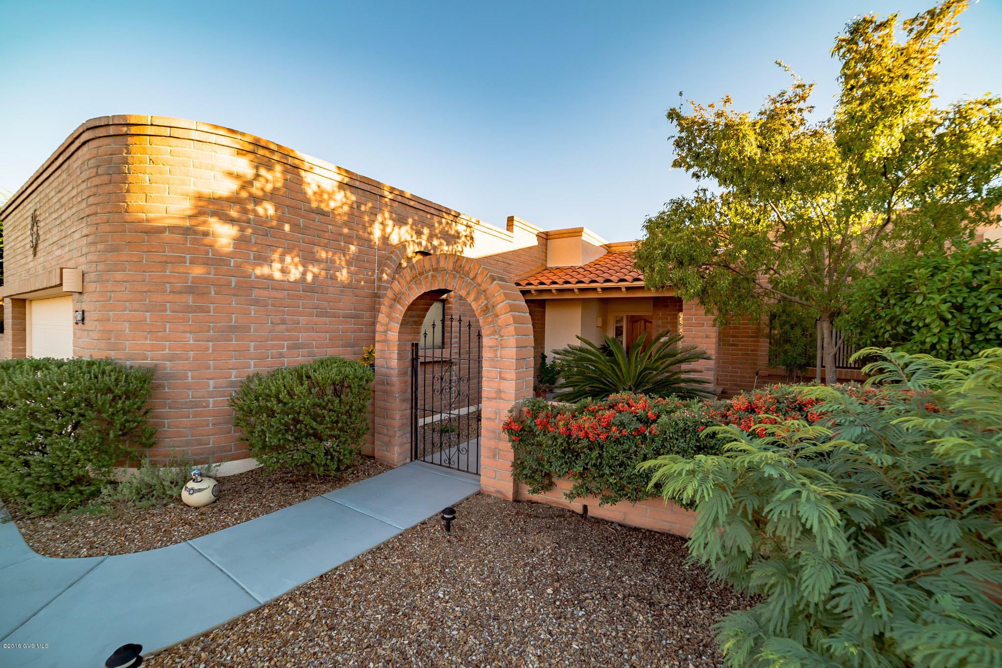 1941 W Placita De Agosto