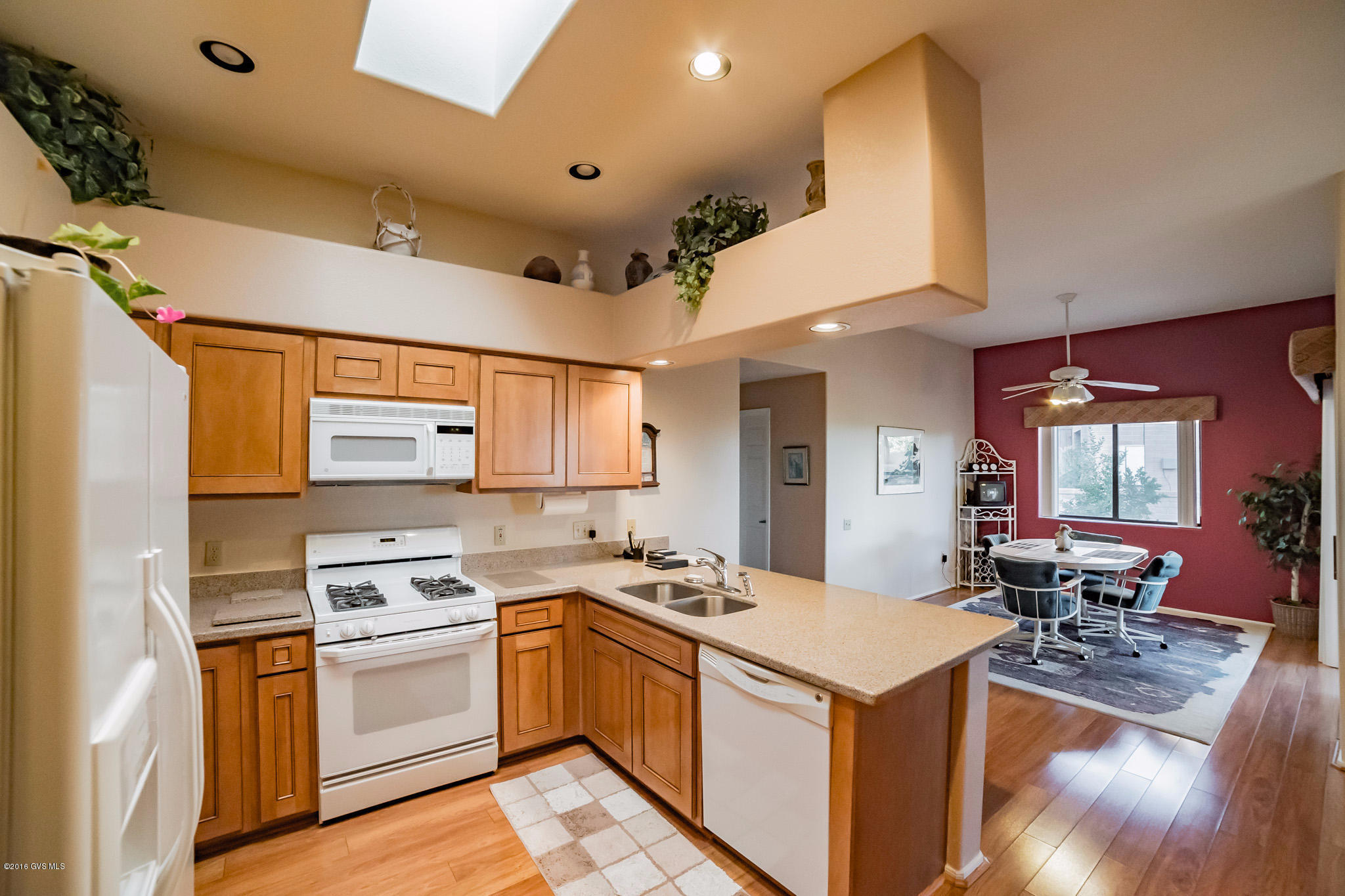 1941 W Placita De Agosto