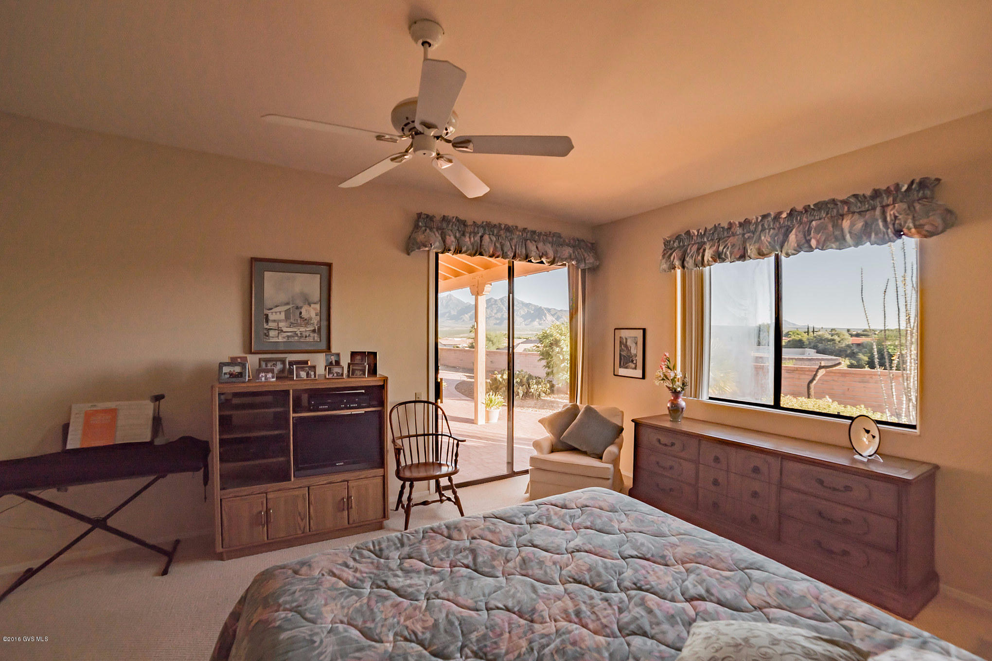 1941 W Placita De Agosto