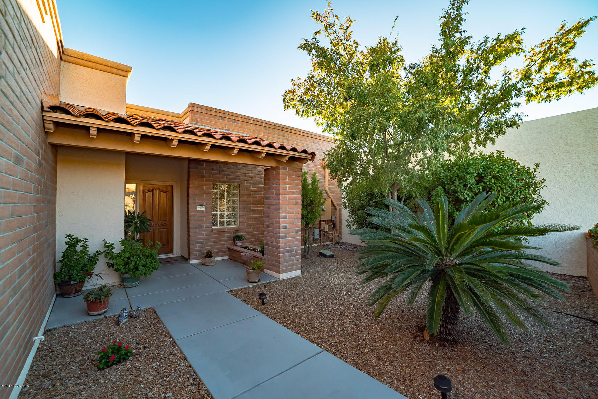 1941 W Placita De Agosto