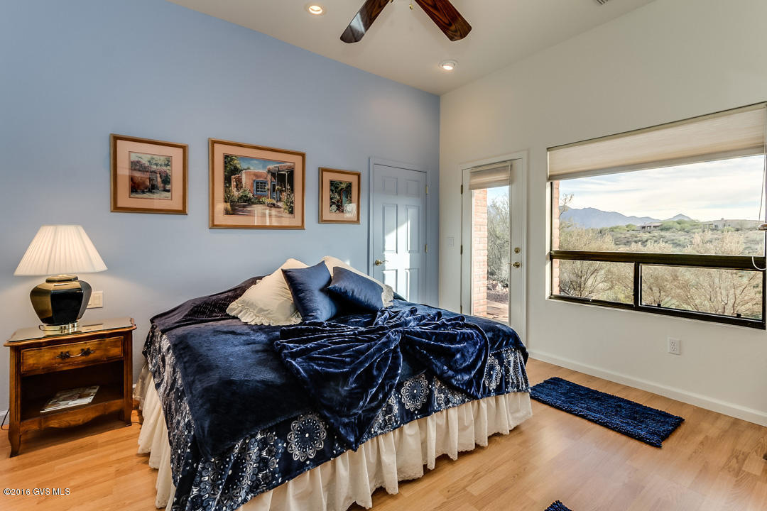 1575 S Walnut Spring Place