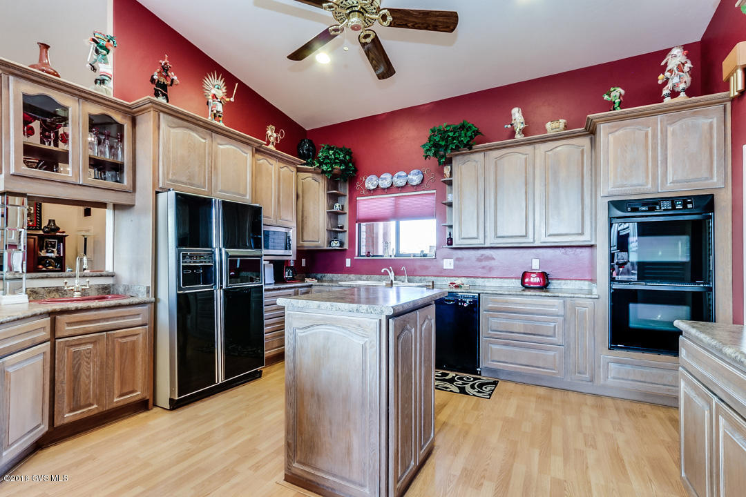 1575 S Walnut Spring Place