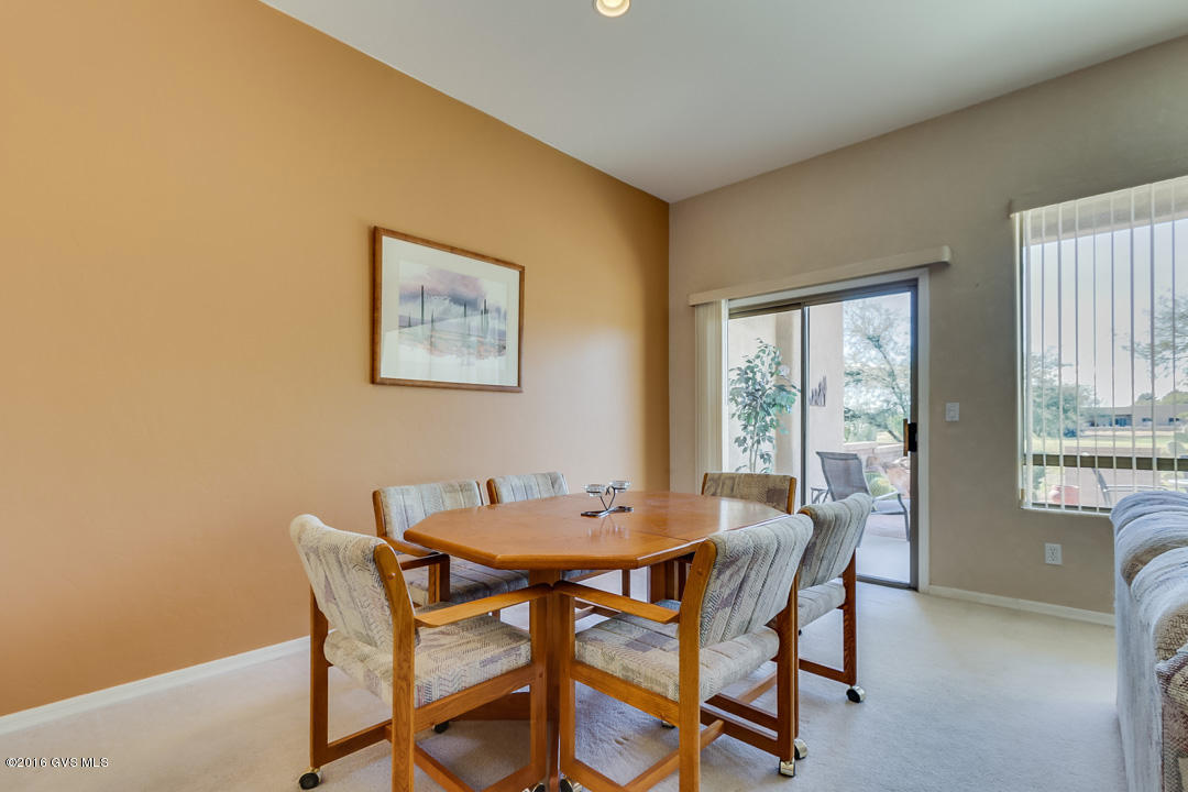 715 W Waterview Drive