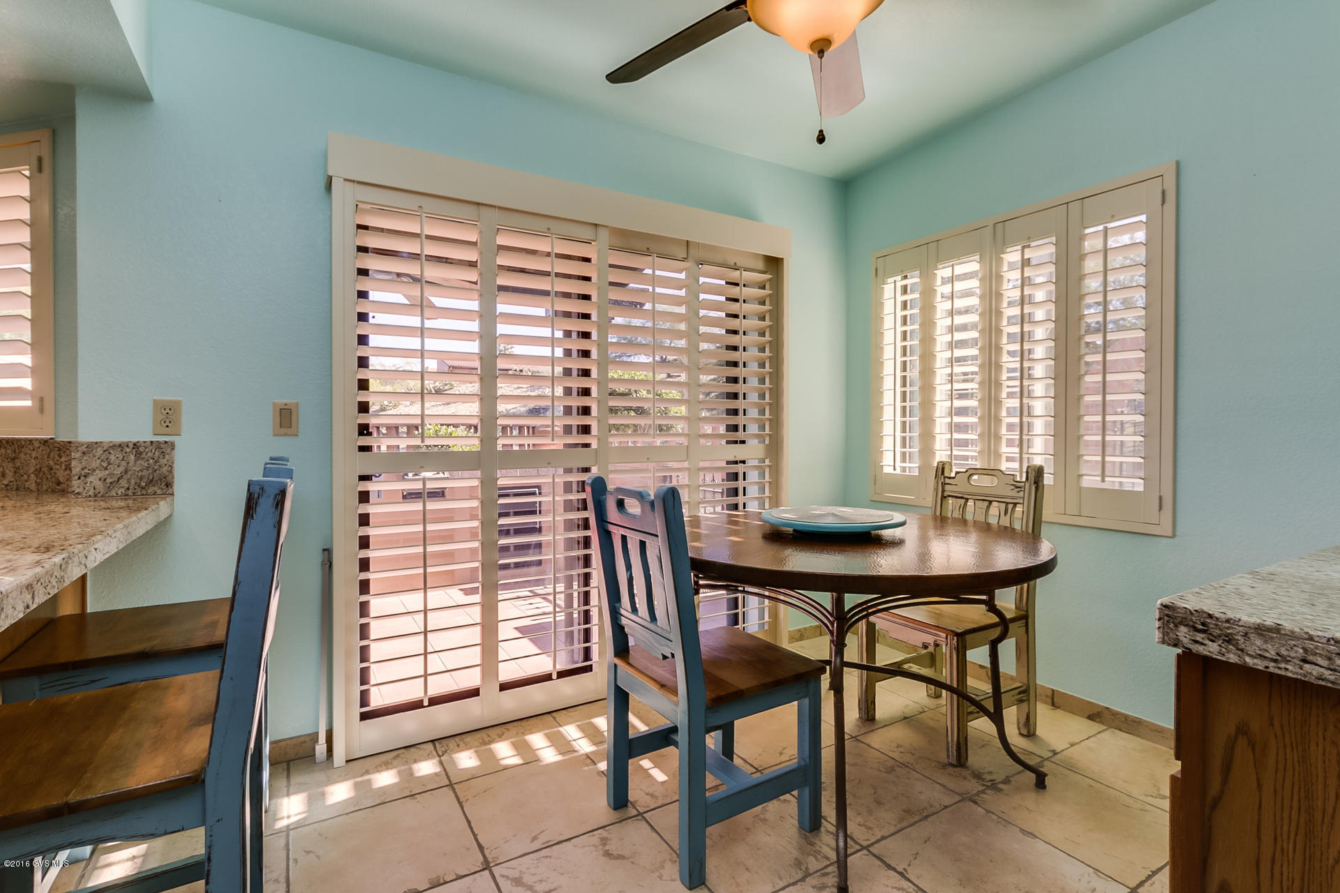 1136 W Camino Urbano