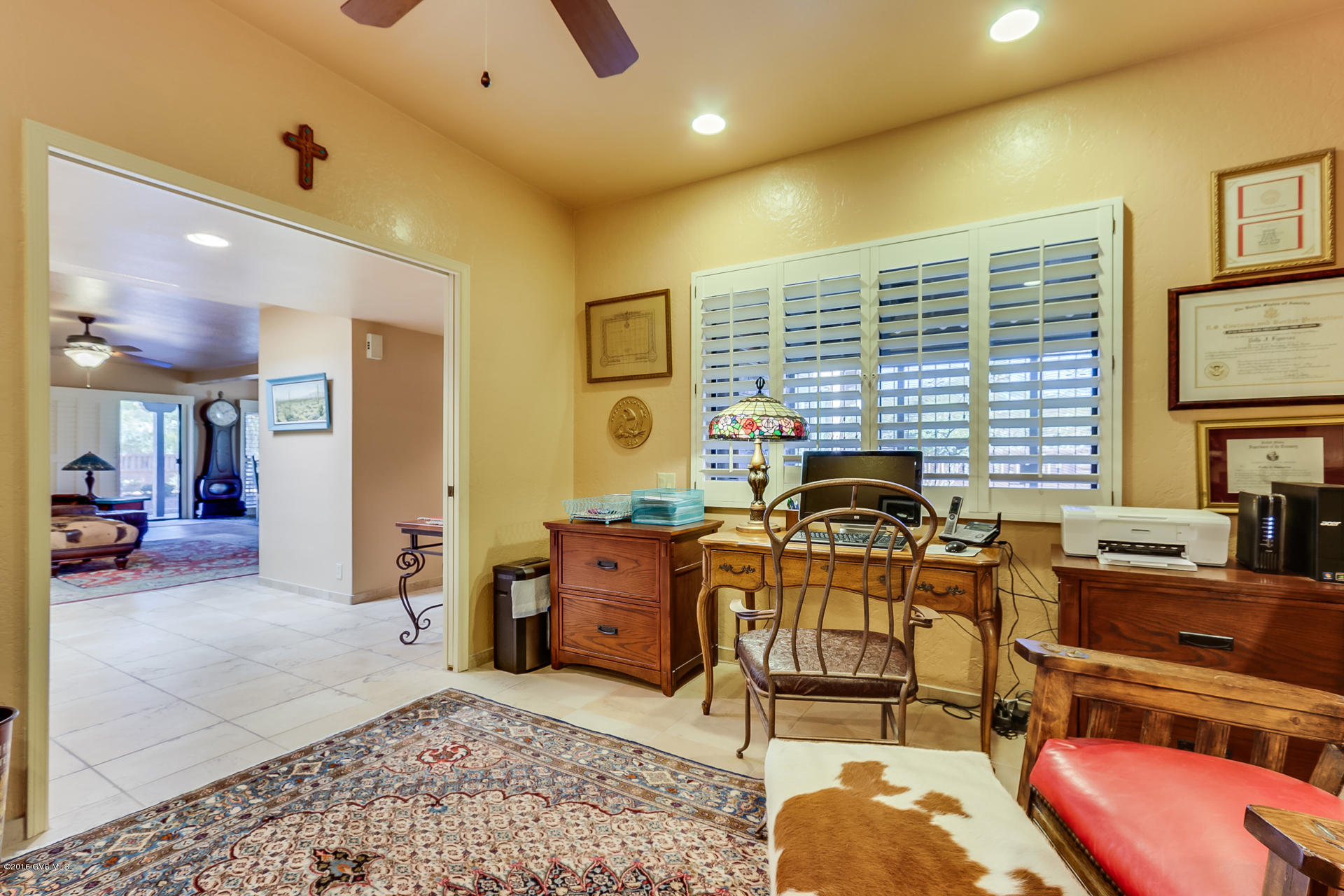 1136 W Camino Urbano