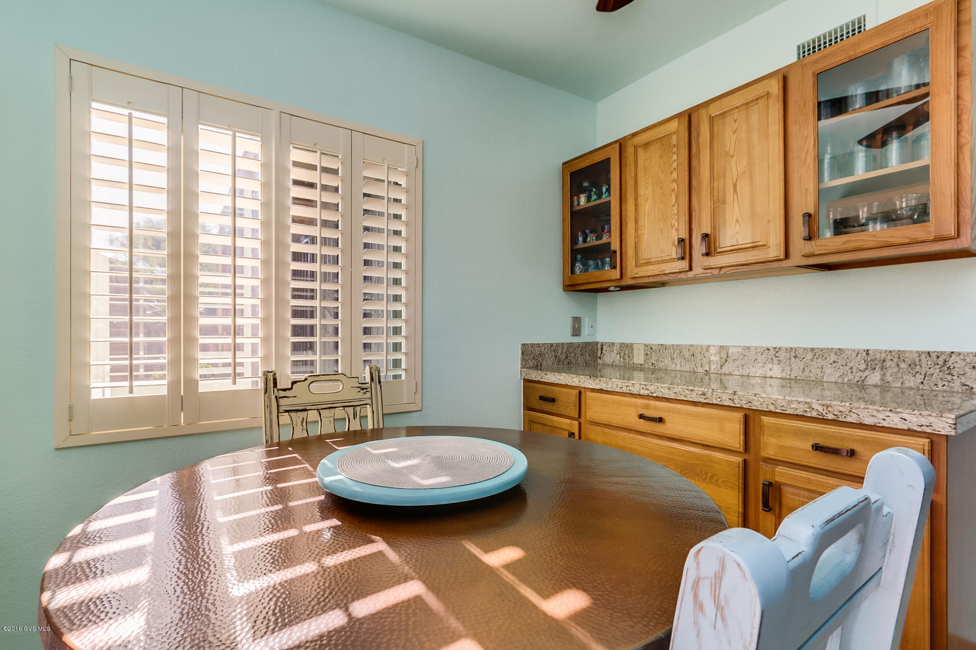 1136 W Camino Urbano