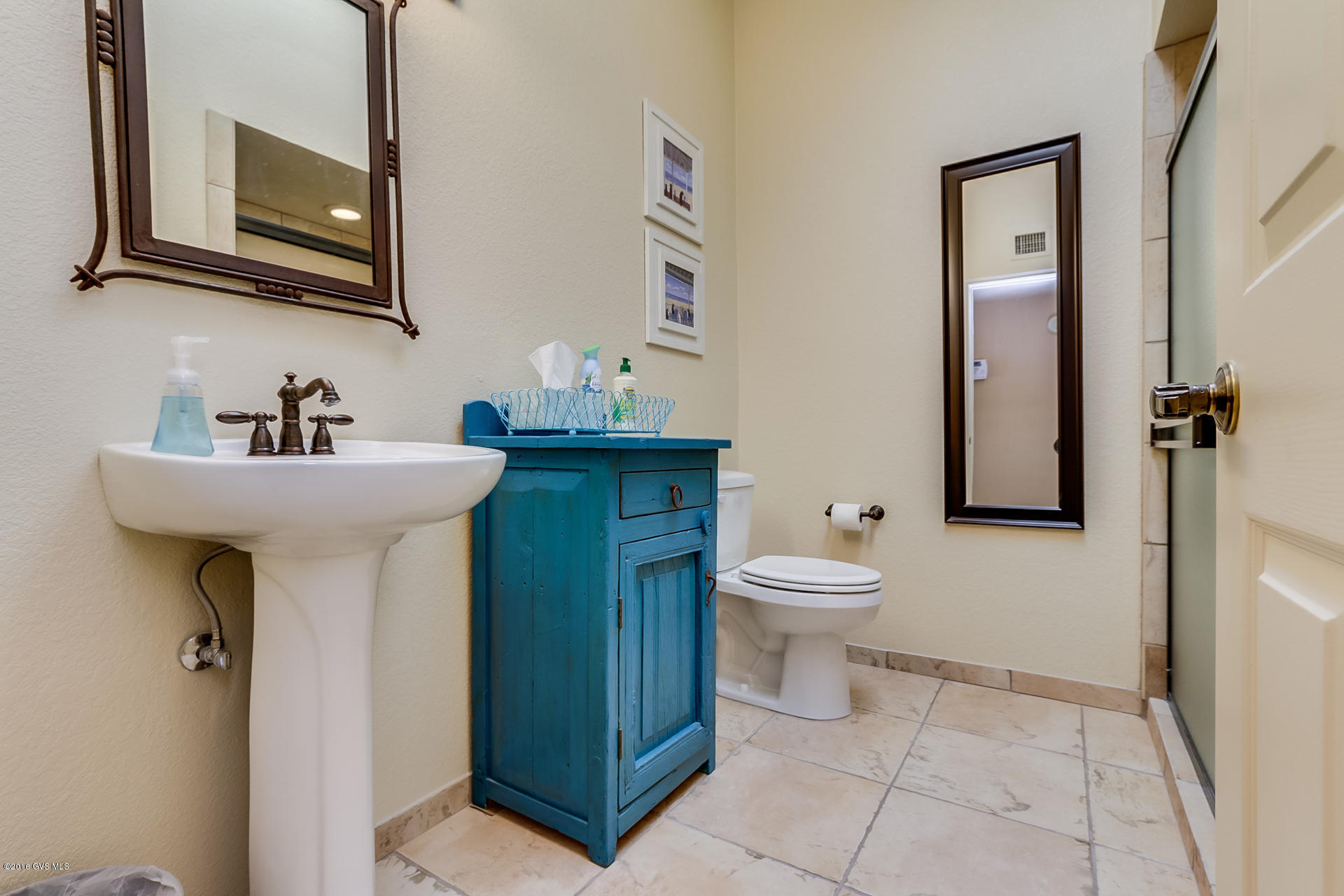 1136 W Camino Urbano