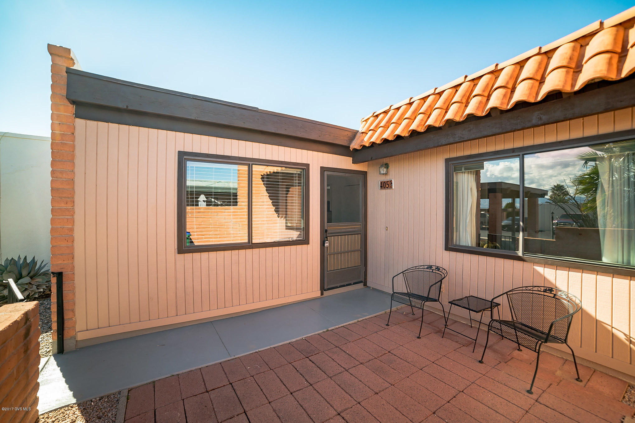 405 N Calle Del Diablo