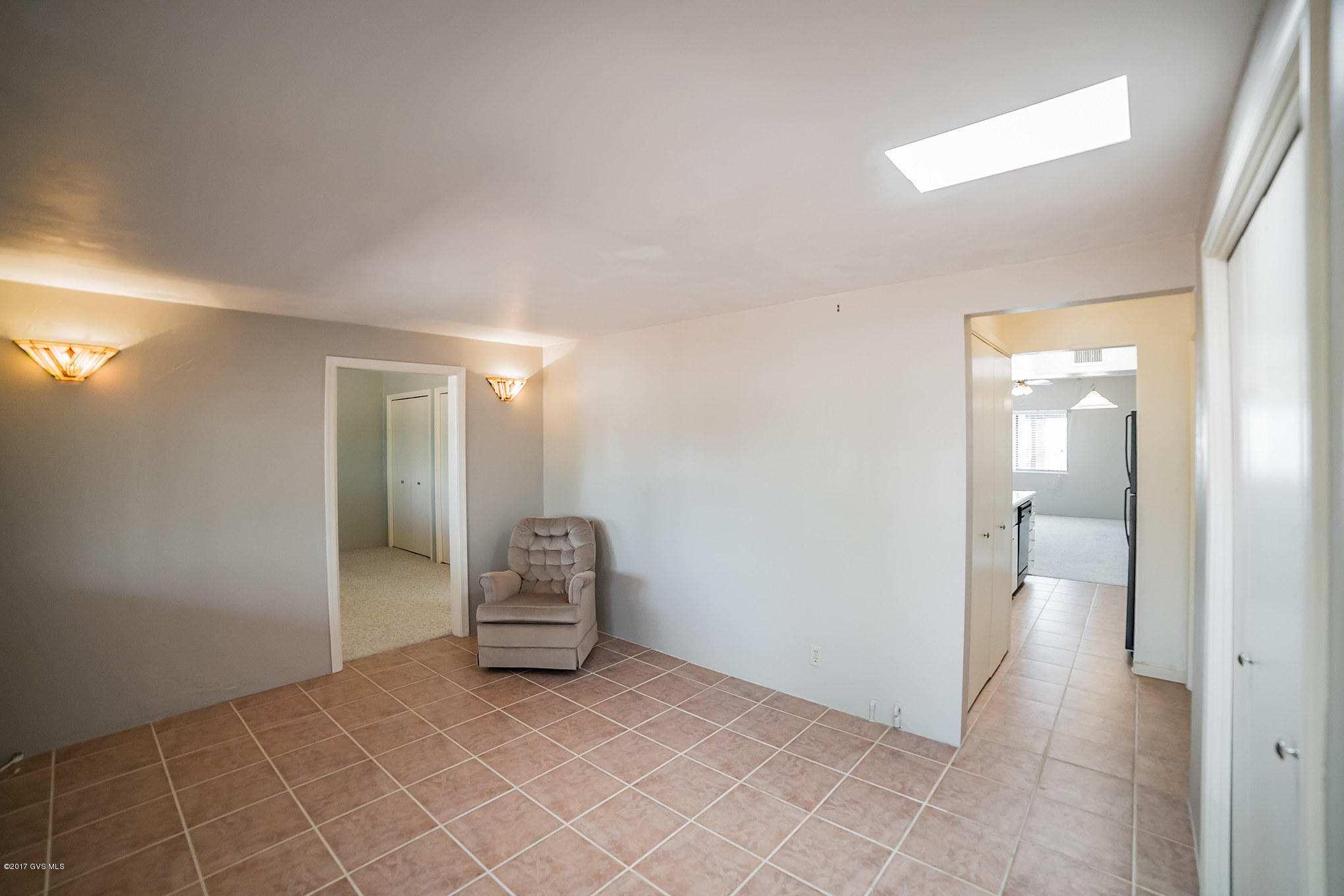 405 N Calle Del Diablo