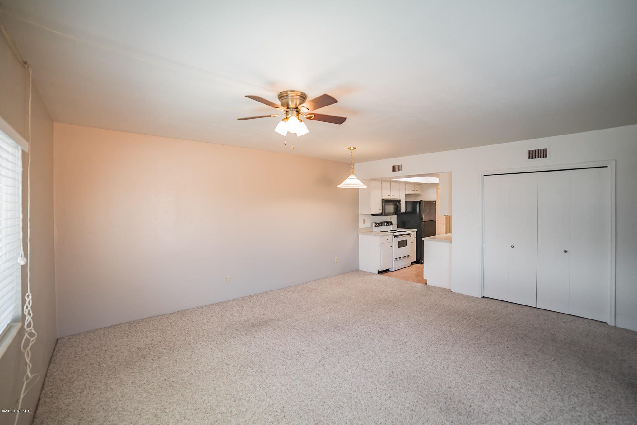 405 N Calle Del Diablo